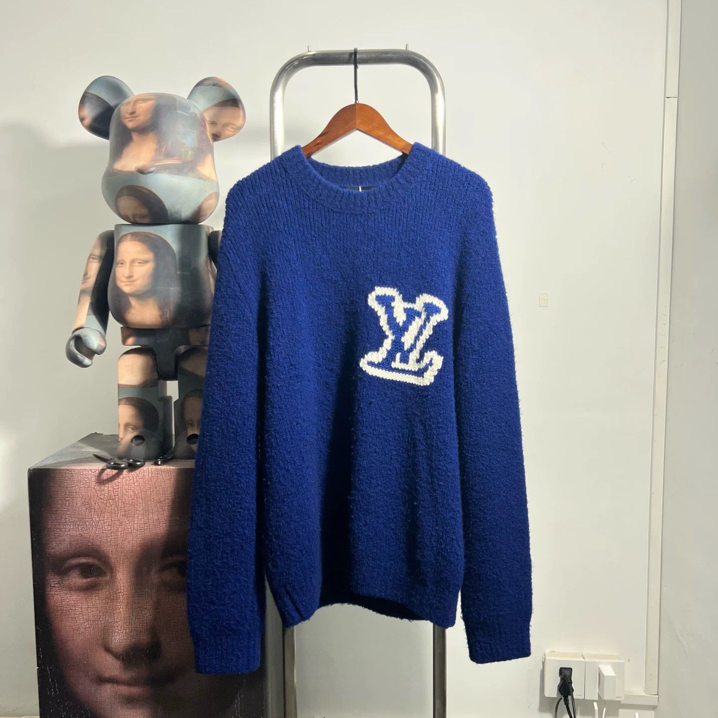 Louis Vuitton Louis Vuitton Blue Teddy Sweater R2721 Size US L / EU 52-54 / 3 - 1 Thumbnail