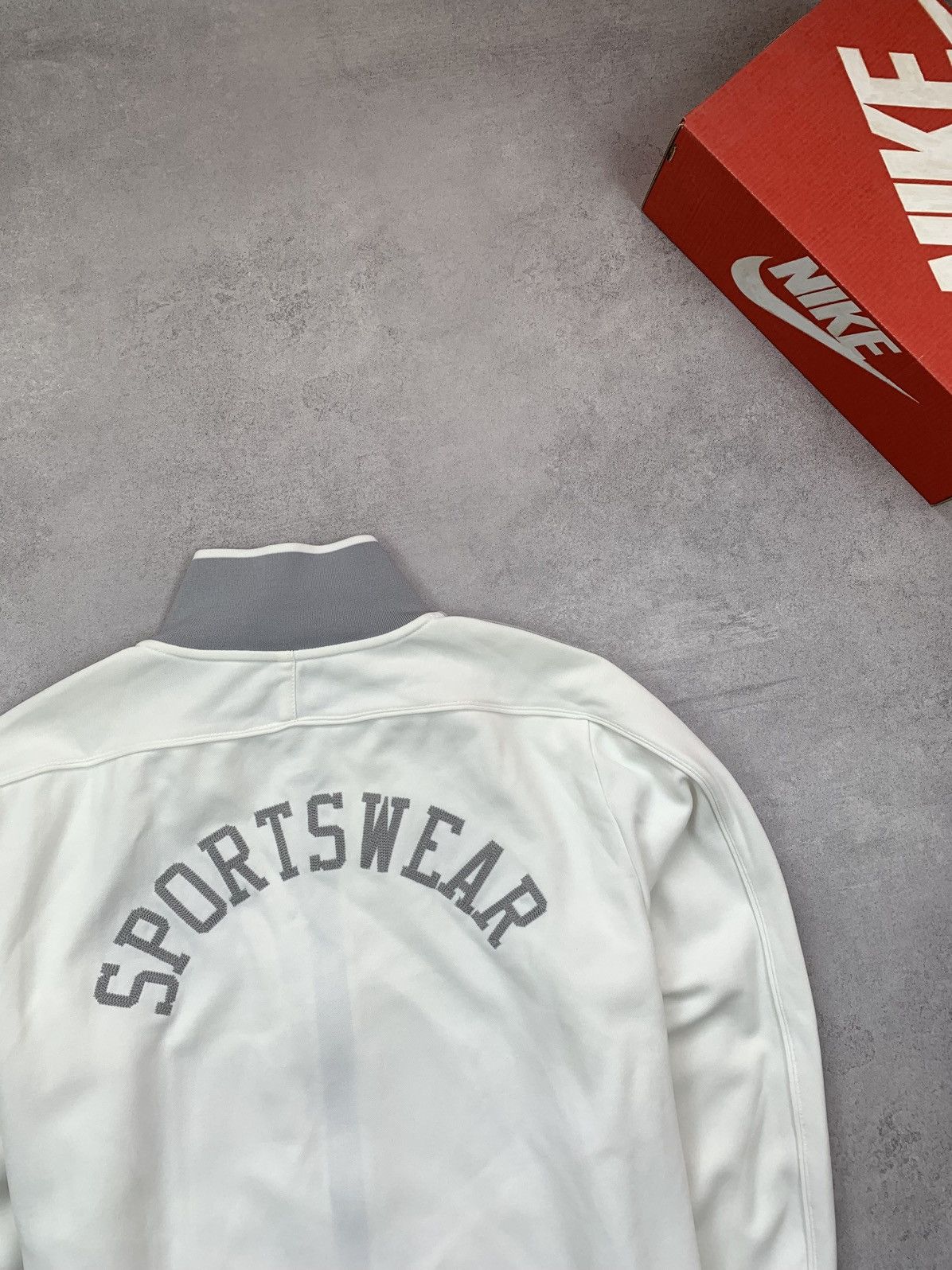 Nike Nike Sportswear Vintage 2010 Full-Zip Jacket Mens Size L Size US L / EU 52-54 / 3 - 6 Thumbnail