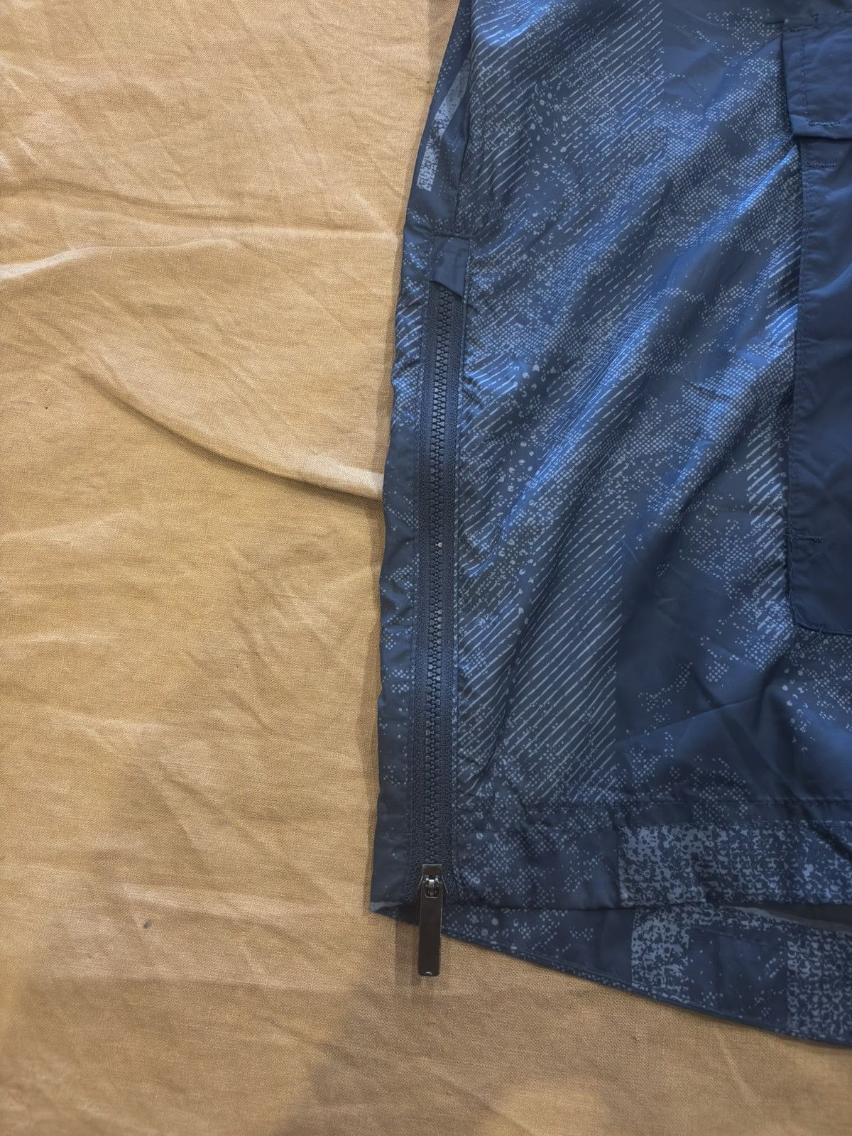Puma Puma water & wind proof clothing.mt-90 Size US L / EU 52-54 / 3 - 8 Thumbnail