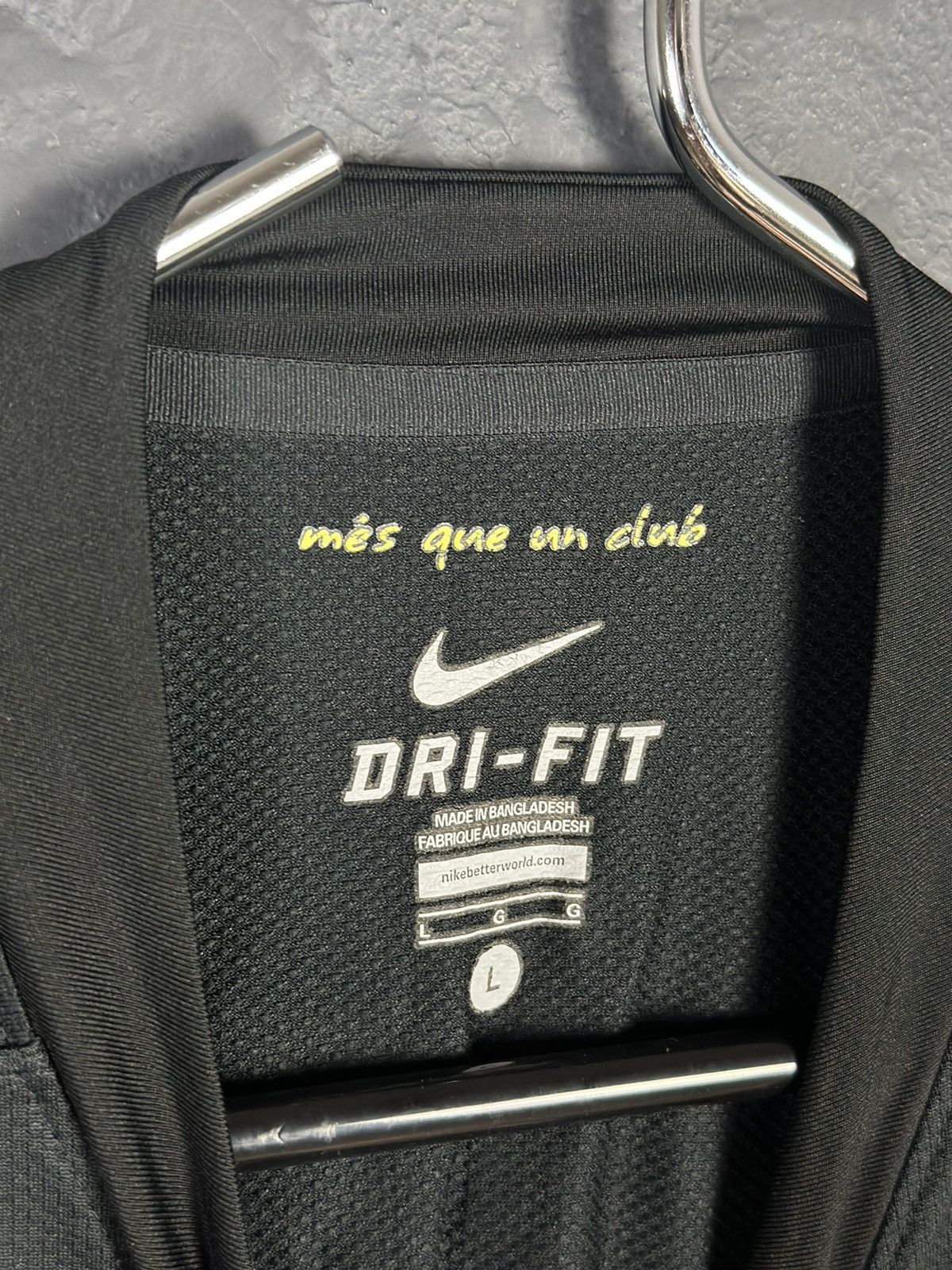 Vintage Vintage 2011/2012 Nike FC Barcelona Soccer Football Jersey Size US L / EU 52-54 / 3 - 8 Thumbnail