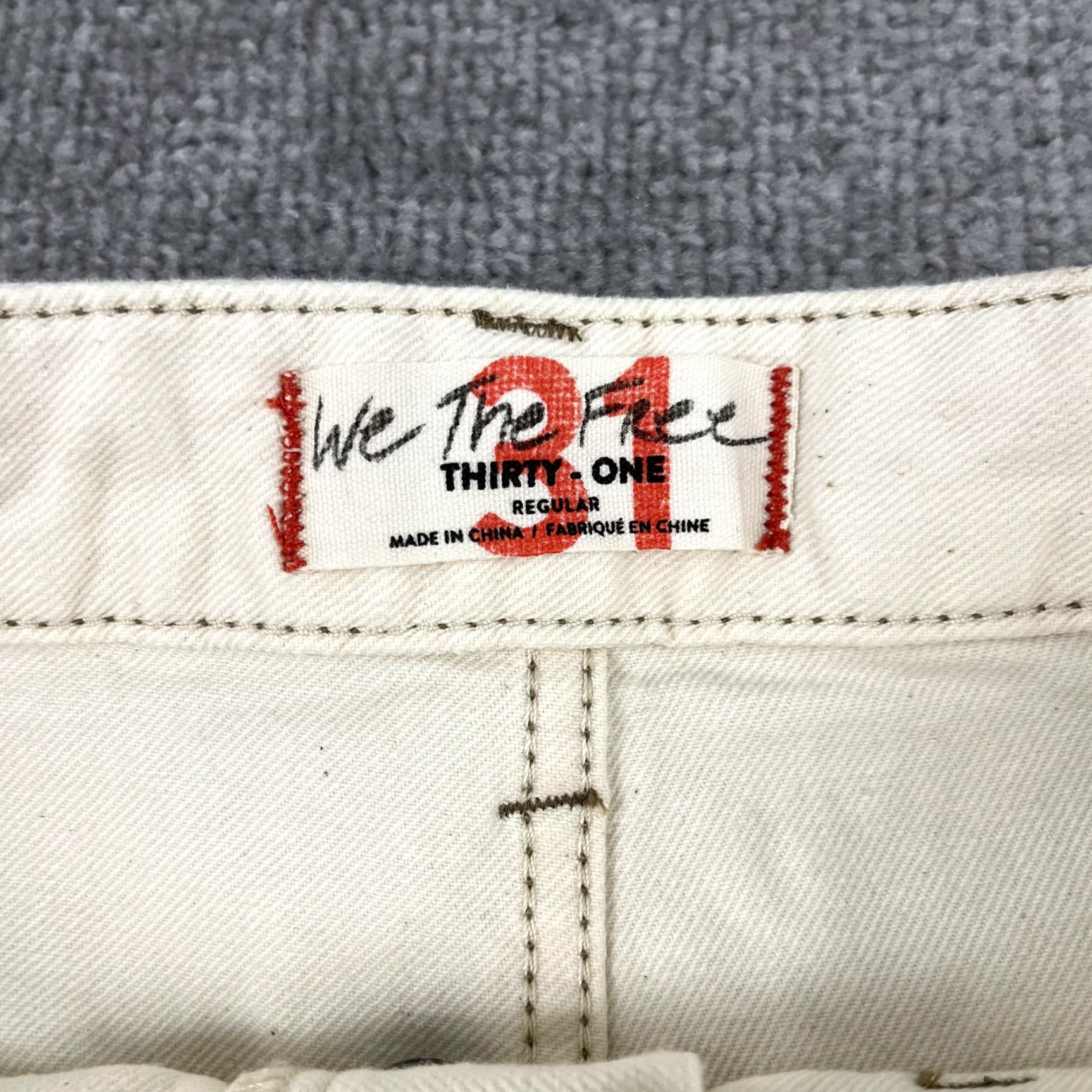 Free People FREE PEOPLE High Rise Denim Shorts Womens Size 31 White Distressed Casual NEW Size 24" / US 00 / IT 34 - 3 Thumbnail
