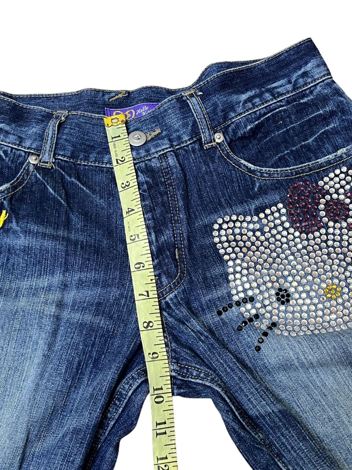 Anime VINTAGE HELLO KITTY SEQUINS LOGO 2006 LOWRISE WIDE LEG JEANS Size US 32 / EU 48 - 19 Thumbnail