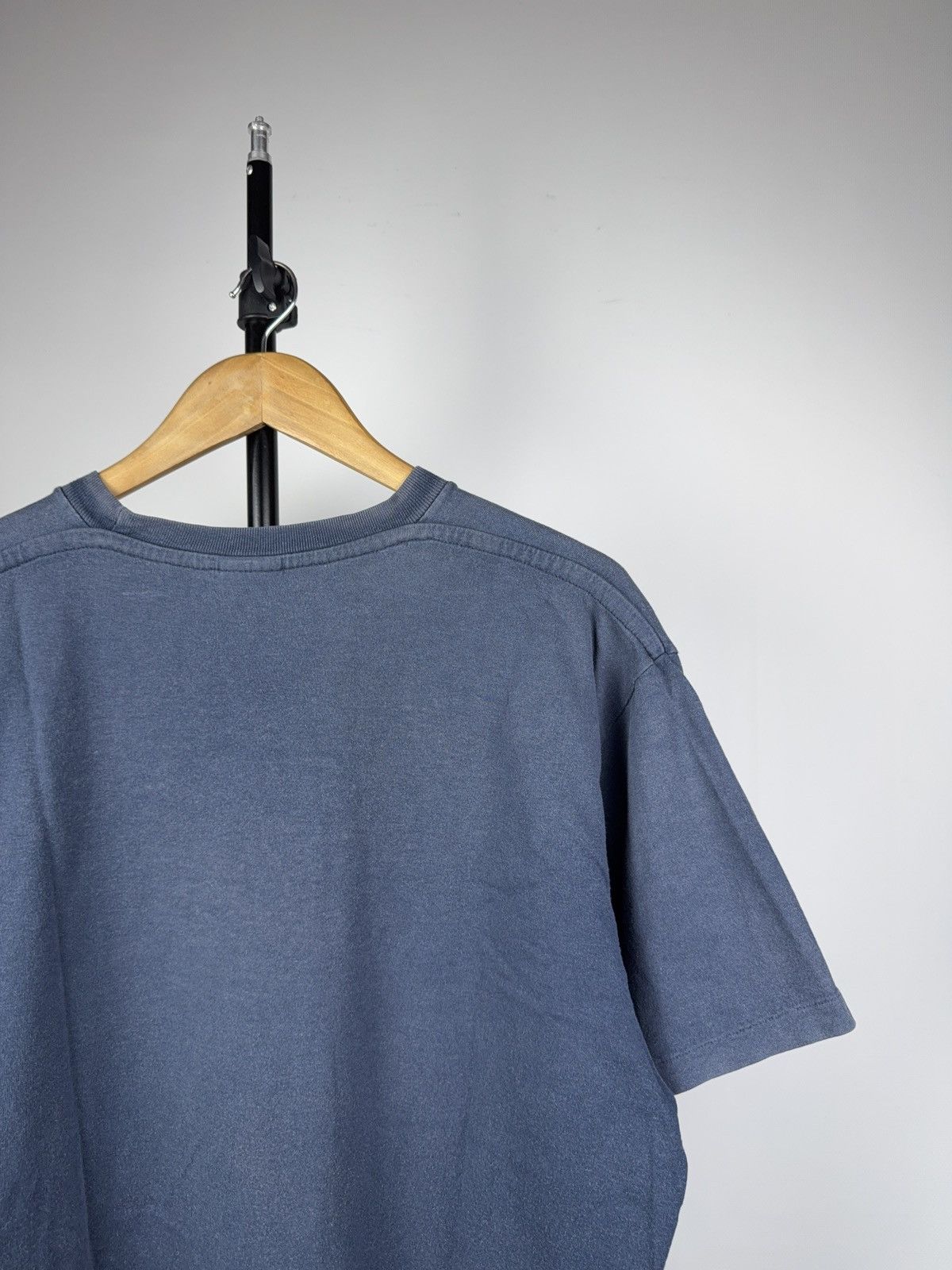 Champion 90s Champion Vintage Faded Single Stitch Logo Tee Navy Size US L / EU 52-54 / 3 - 10 Thumbnail