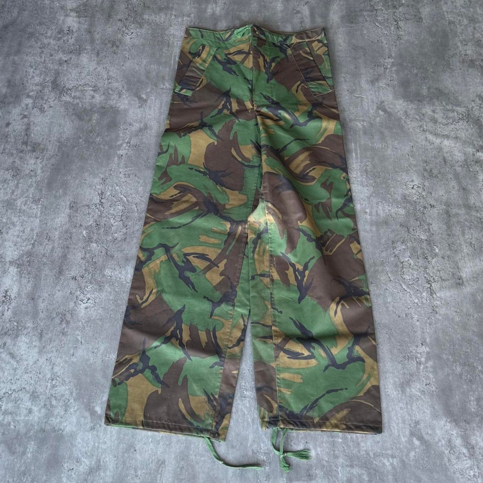 Vintage Y2K Camo Baggy Rainwear Gore-Tex Tech Utility Pants