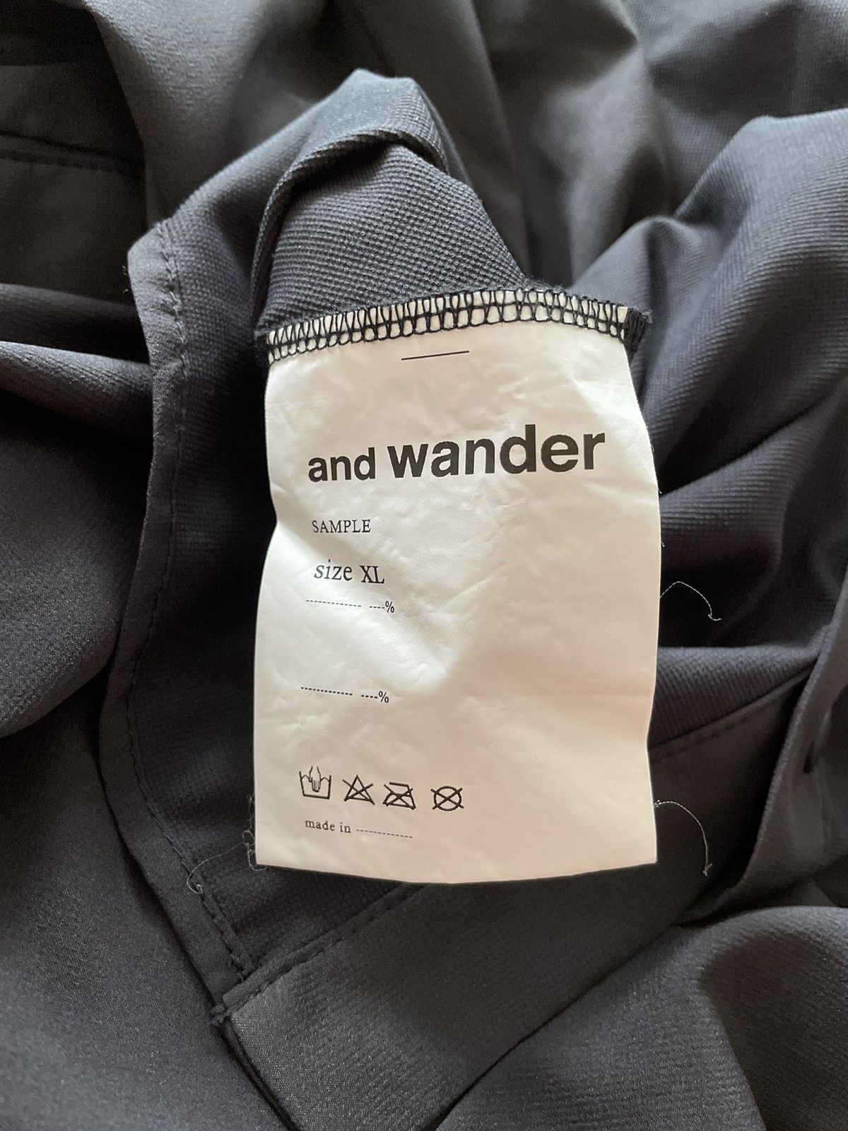 And Wander And Wander Ultralight Button Down Shirt Black Size US XL / EU 56 / 4 - 6 Thumbnail