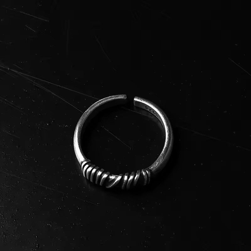 Jewelry Sterling Silver Vintage Retro Style Knots Ring Size ONE SIZE - 2 Thumbnail