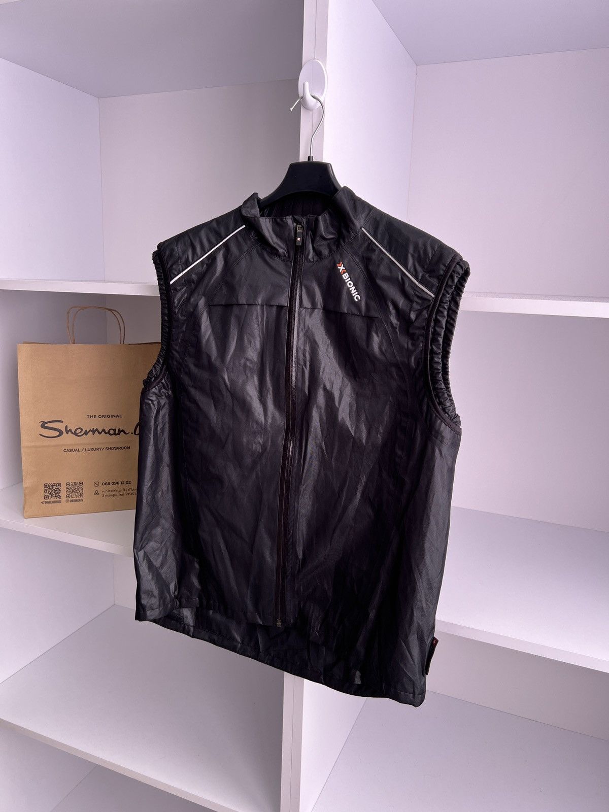 Vintage Vintage X Bionic Travel 3D EVO Black Vest Size US L / EU 52-54 / 3 - 2 Thumbnail