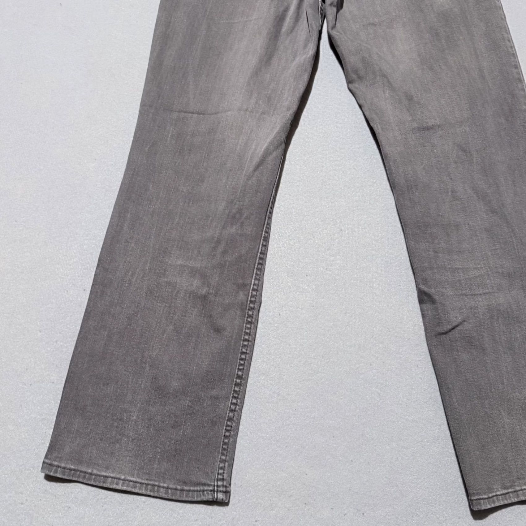 Calvin Klein Calvin Klein Jeans Gray Denim Mid Rise Classic Straight Fit Zip Fly 36x30 Mens Jeans Size US 36 / EU 52 - 7 Thumbnail
