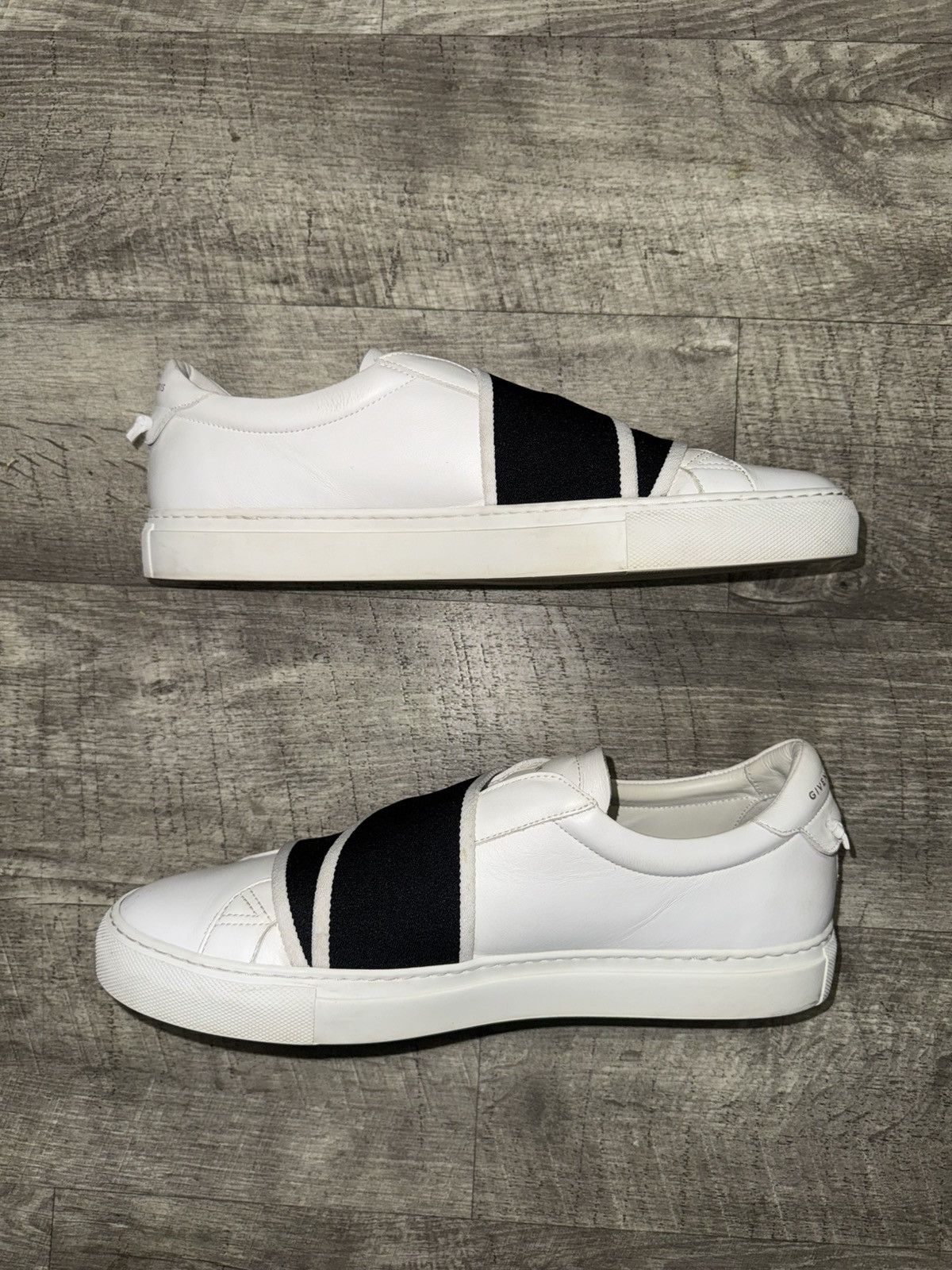 Givenchy Givenchy Urban Street Leather Sneakers With Logo Strap Size US 10 / EU 43 - 2 Thumbnail