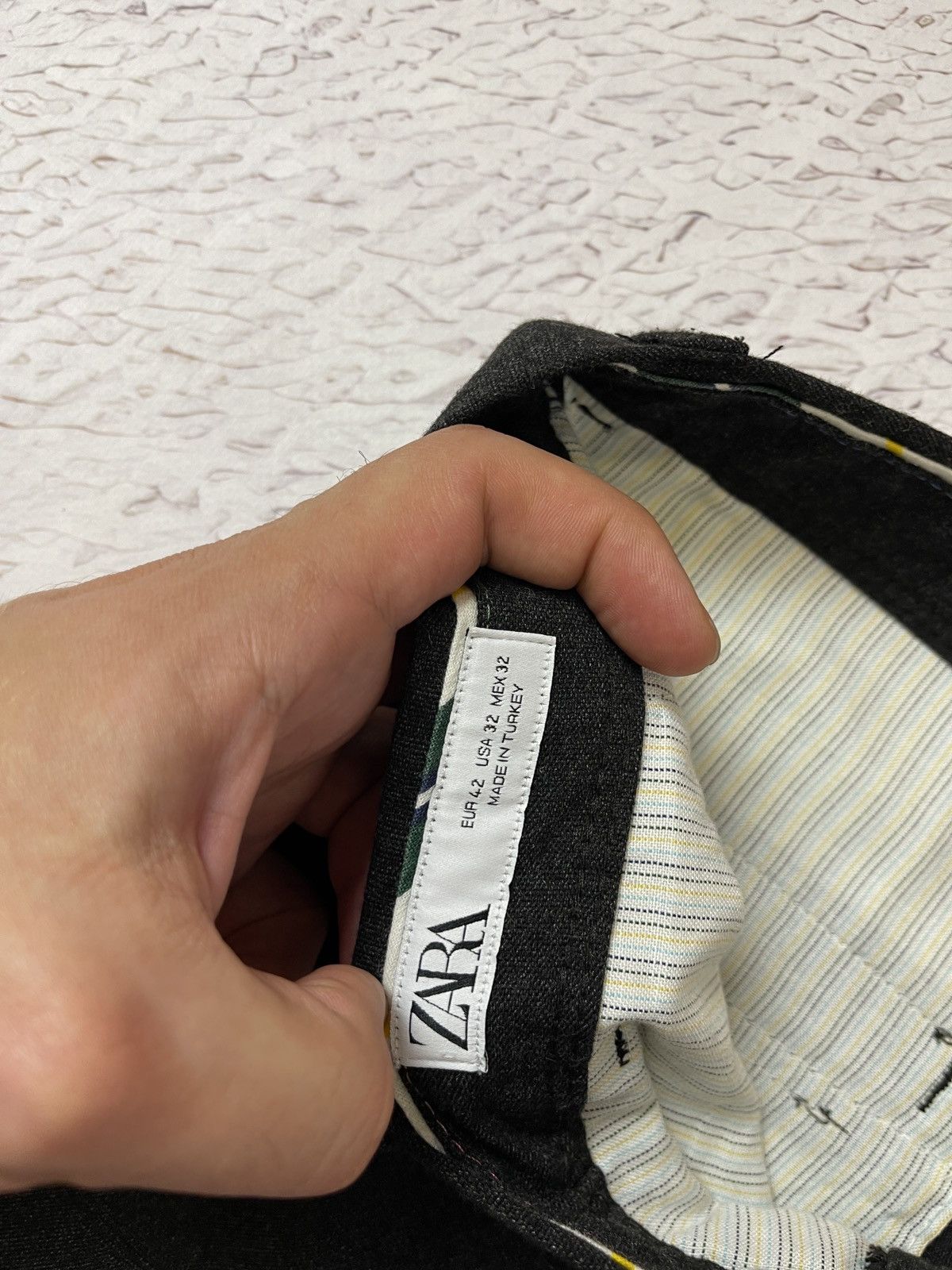 Zara Zara Man grey stretch cropped casual pants Size US 32 / EU 48 - 7 Thumbnail