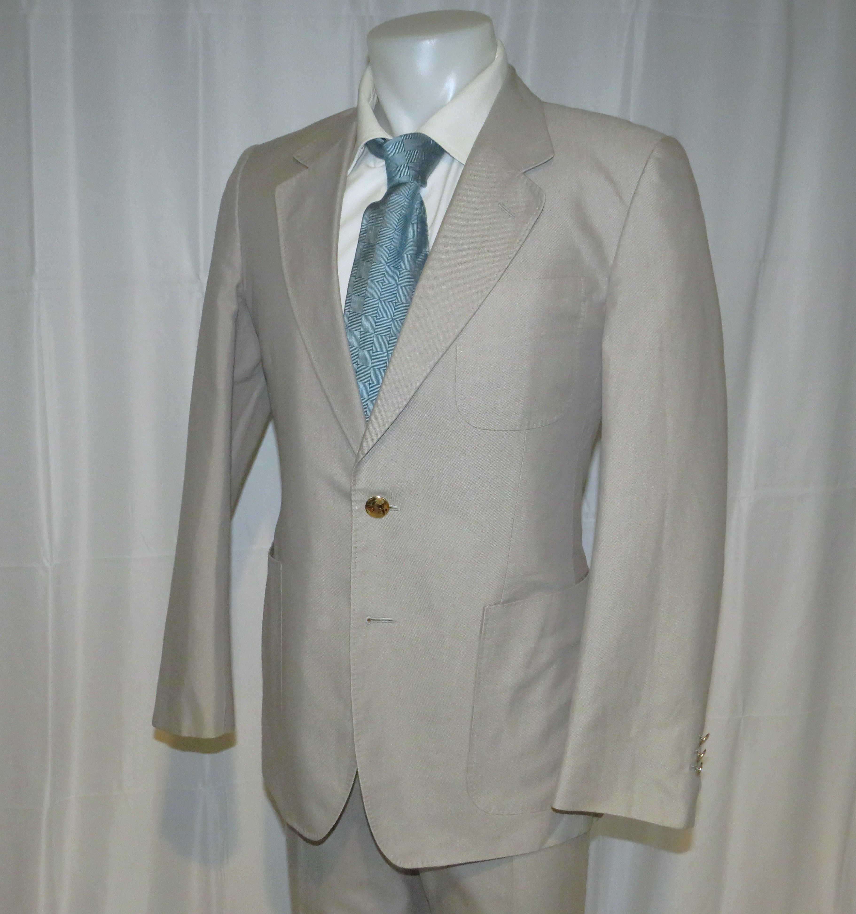 Yves Saint Laurent Beige Cotton Gold Button Two Button Suit 38R Size 38R - 8 Thumbnail