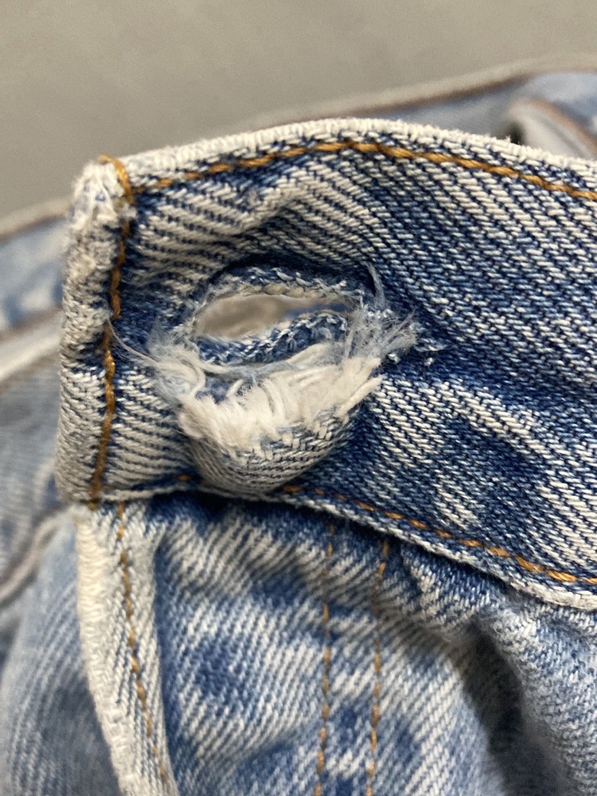 Levi's Vintage 90’s Levis 501 jeans Made in Mexico for Men Size US 36 / EU 52 - 11 Thumbnail