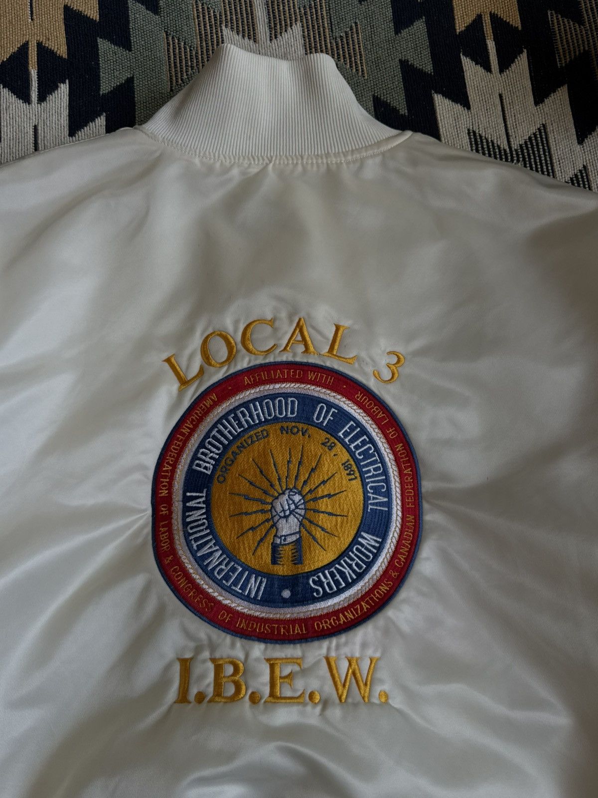 Vintage Vintage 1996 Local 3 I.B.E.W. USA Bomber Size US XL / EU 56 / 4 - 10 Thumbnail