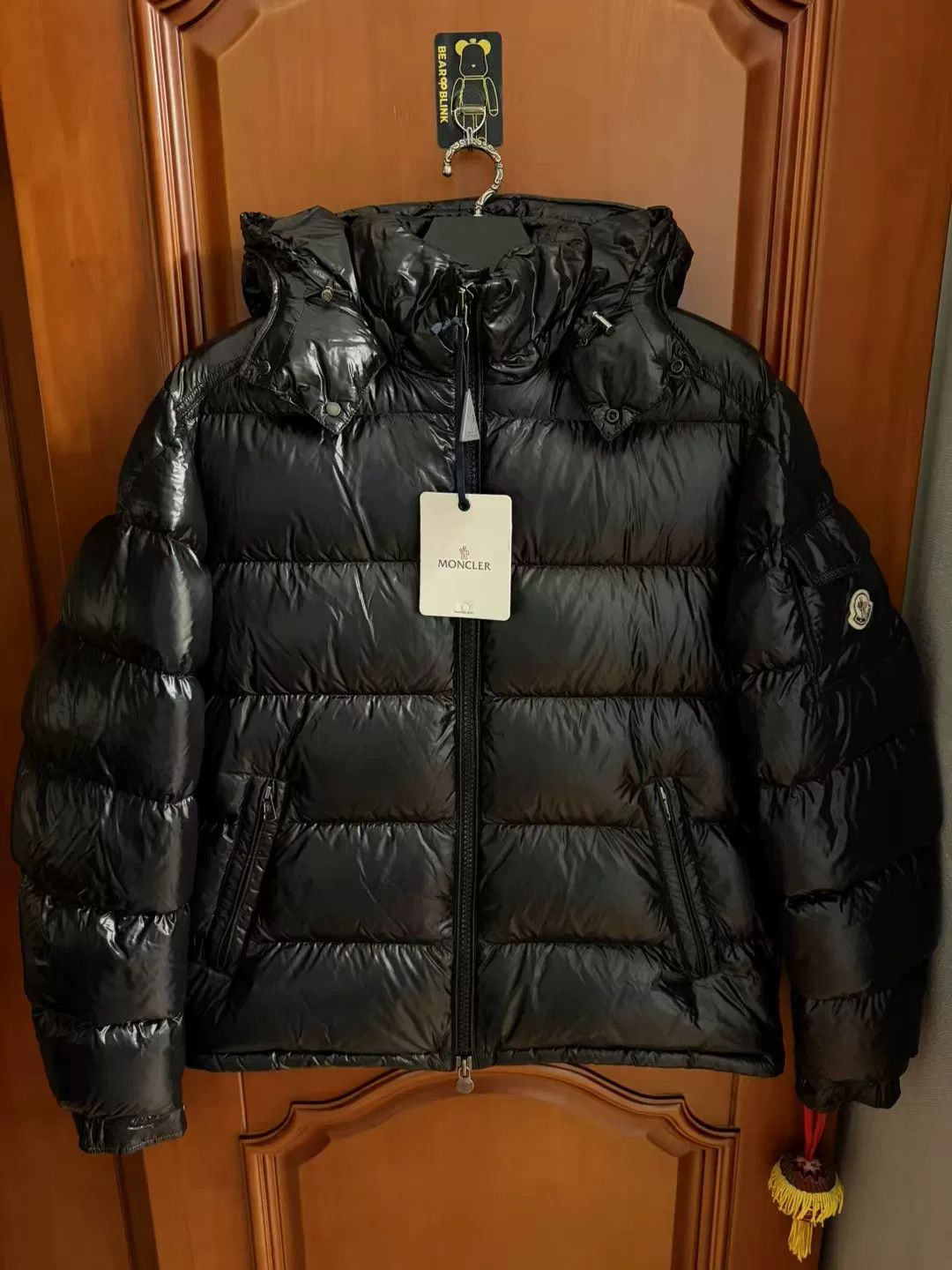 Moncler moncler maya black down jacket size 5 Size US L / EU 52-54 / 3 - 1 Thumbnail