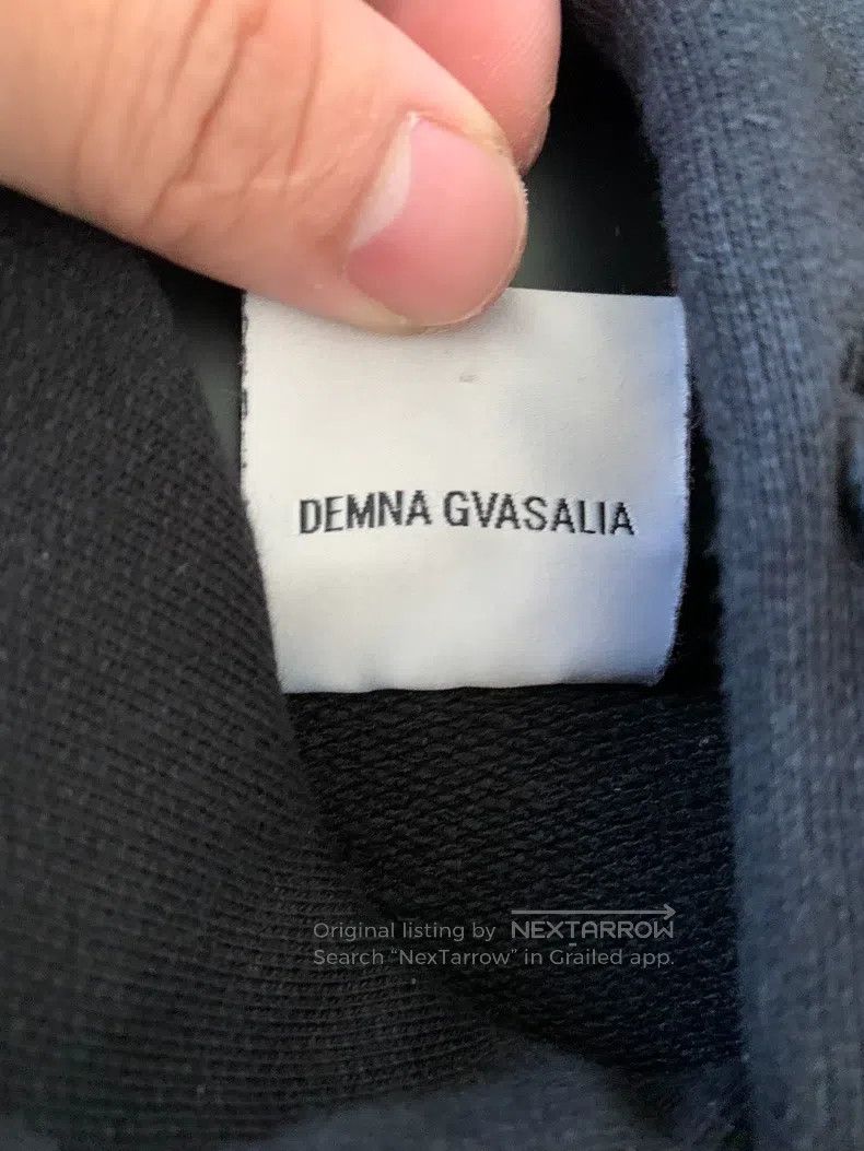 Vetements VETEMENTS Logo Sweatshirt Size US M / EU 48-50 / 2 - 6 Thumbnail