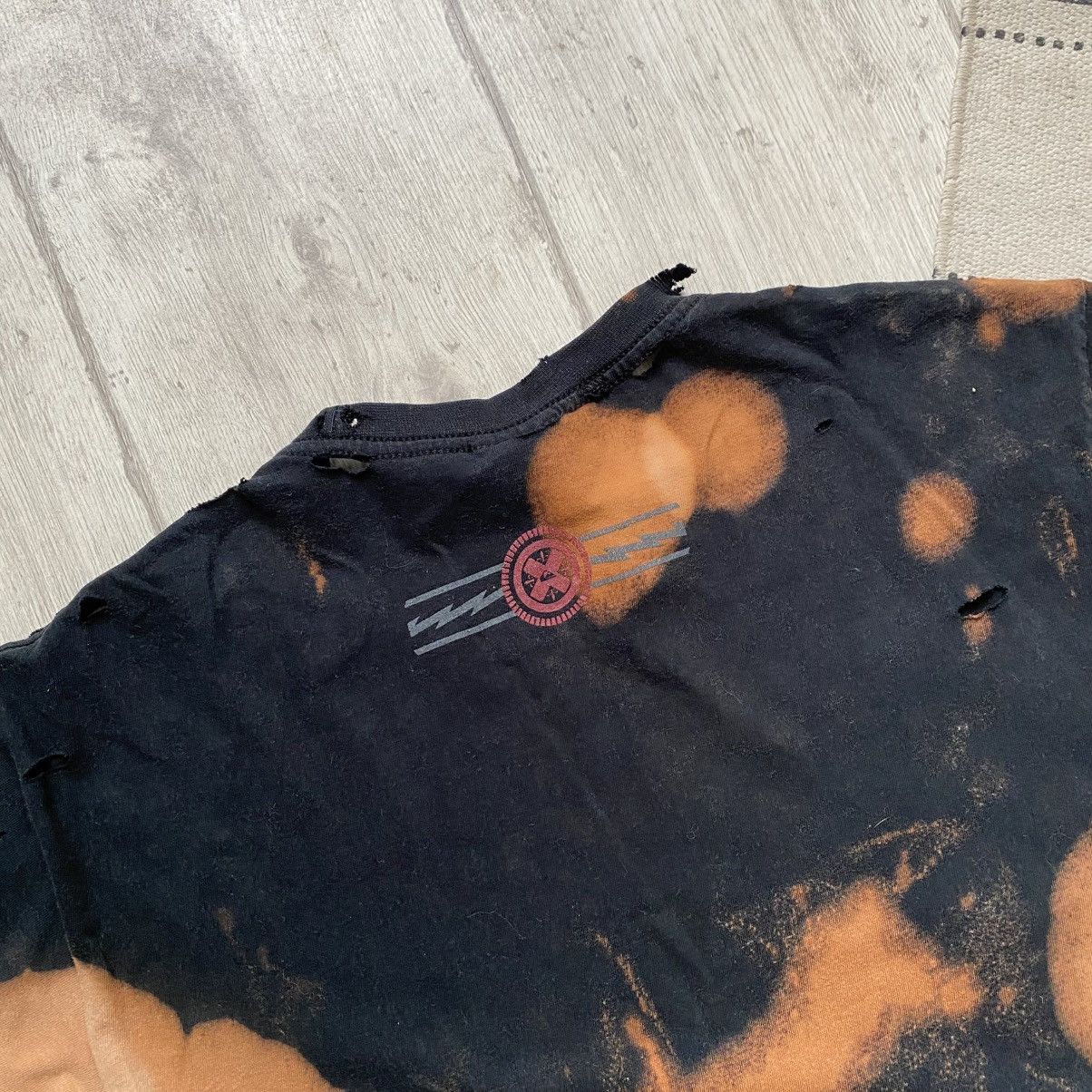 Quiksilver 🏄🏼‍♂️Trashed Vintage 90s Quiksilver Tee Y2K Skater t-shirt Size US M / EU 48-50 / 2 - 9 Thumbnail