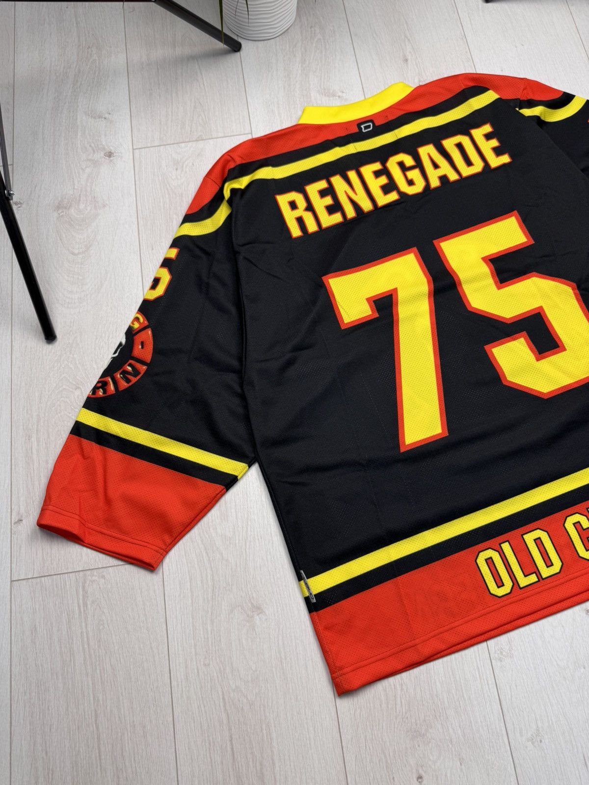 NHL Custom Owayo SC BG Baregraben Bern 75 RENEGADE Hockey Jersey Size US XL / EU 56 / 4 - 13 Thumbnail