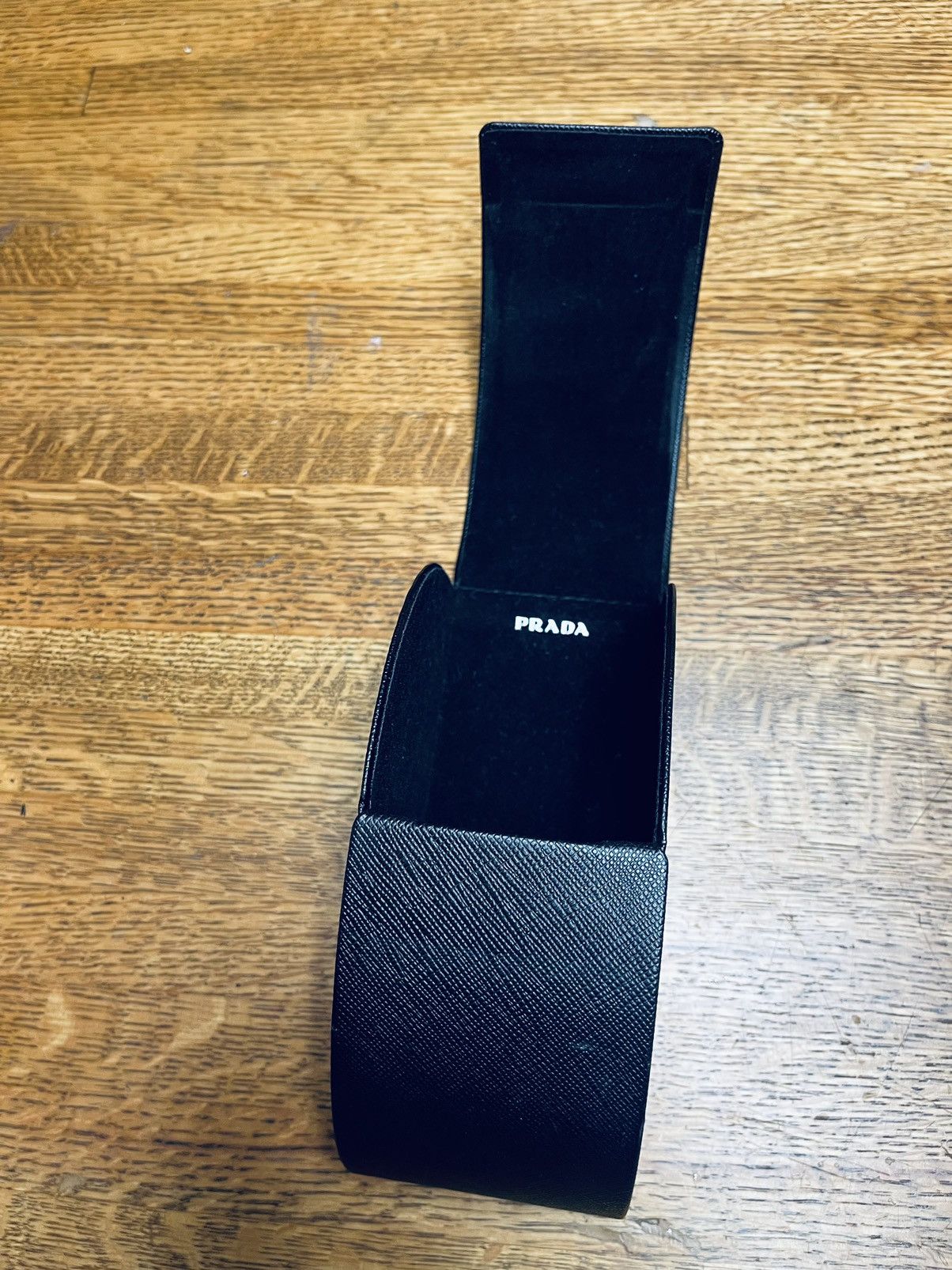 Prada Prada Unisex Sunglasses Case Size ONE SIZE - 3 Thumbnail