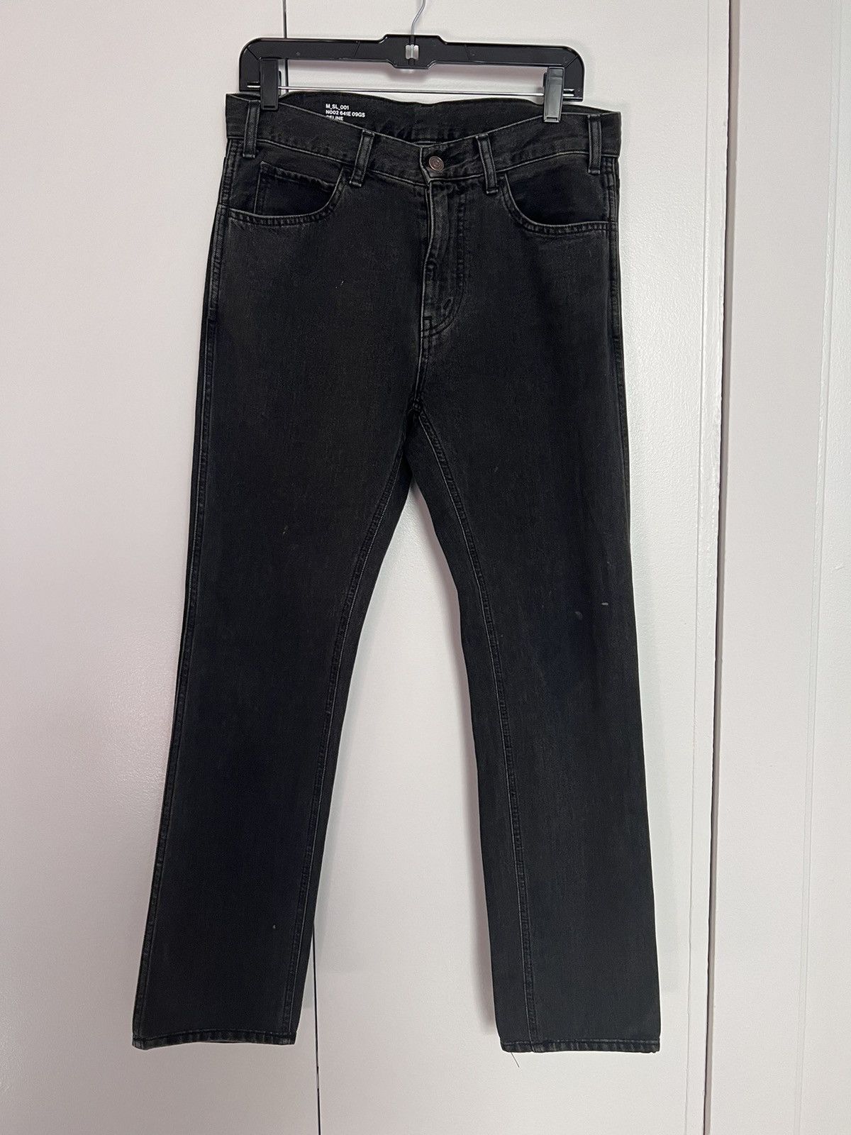 Black washed slim jean