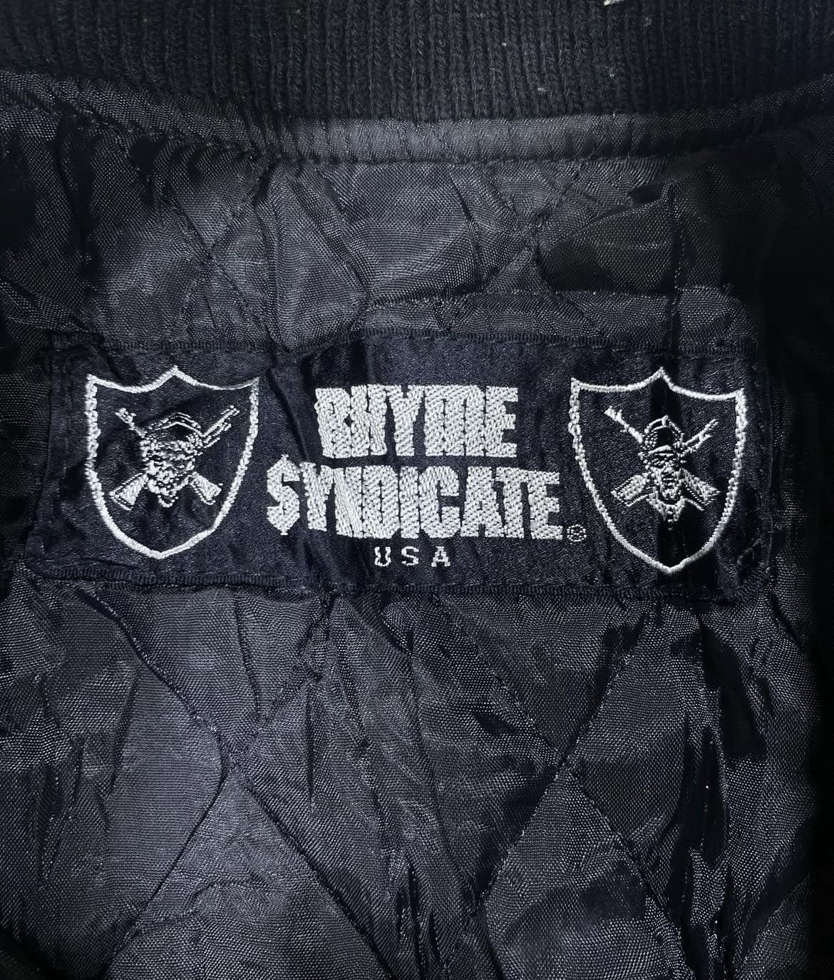 Syndicate Vintage rhyme syndicate x universal zulu nation jacket Size US XL / EU 56 / 4 - 6 Thumbnail