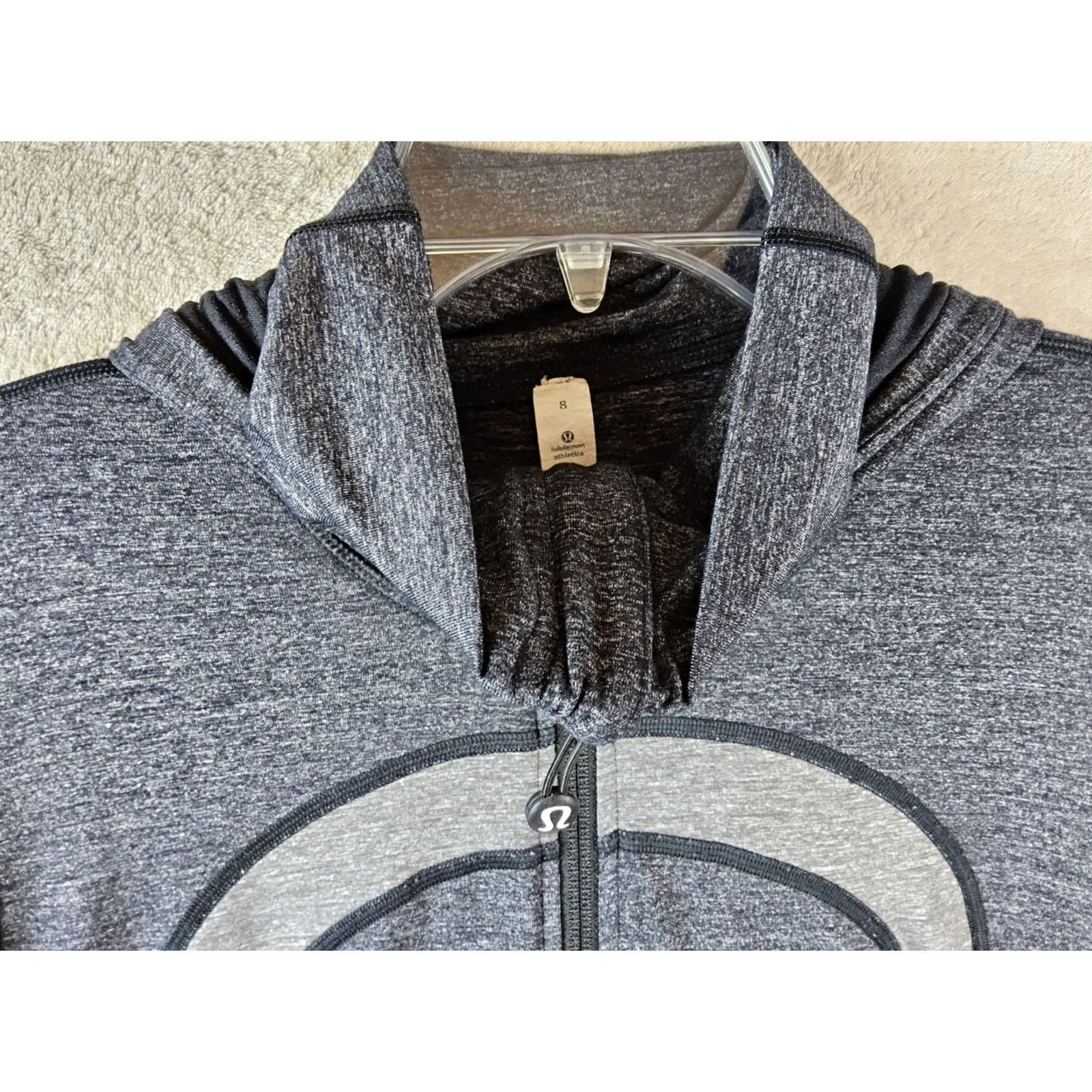 Lululemon Lululemon Women’s Hoodie Jacket Full Zip Athletic Size 8 Roses Multicolor Size M / US 6-8 / IT 42-44 - 3 Thumbnail