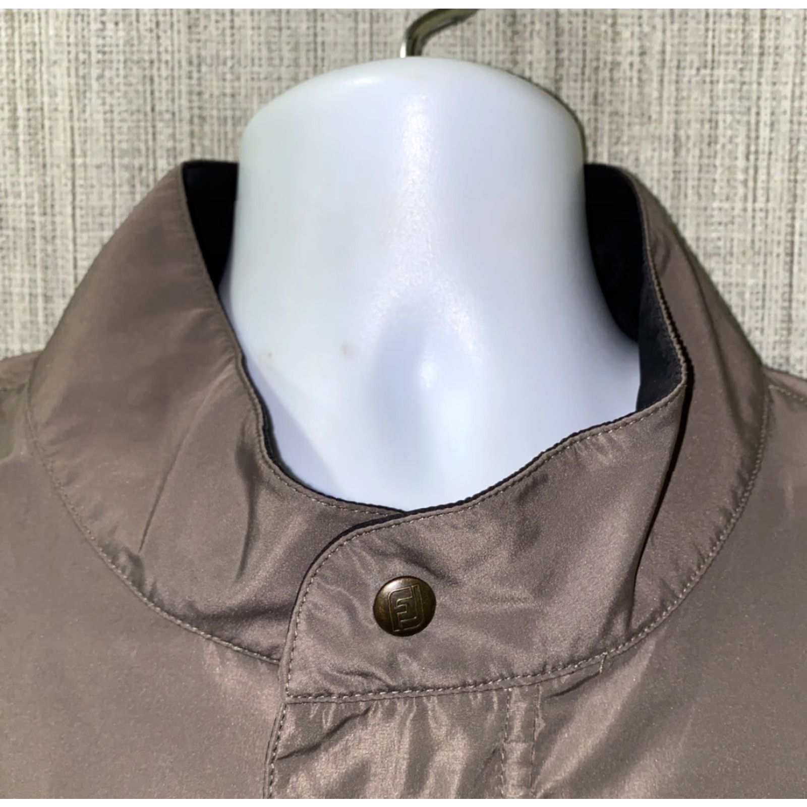 Footjoy FootJoy Jacket Golf Footjoy Dryjoys Gray XL Men 1/2 Button Up Polyester Golf Jacket Regular Size XL Gray Mens Size US XL / EU 56 / 4 - 3 Thumbnail