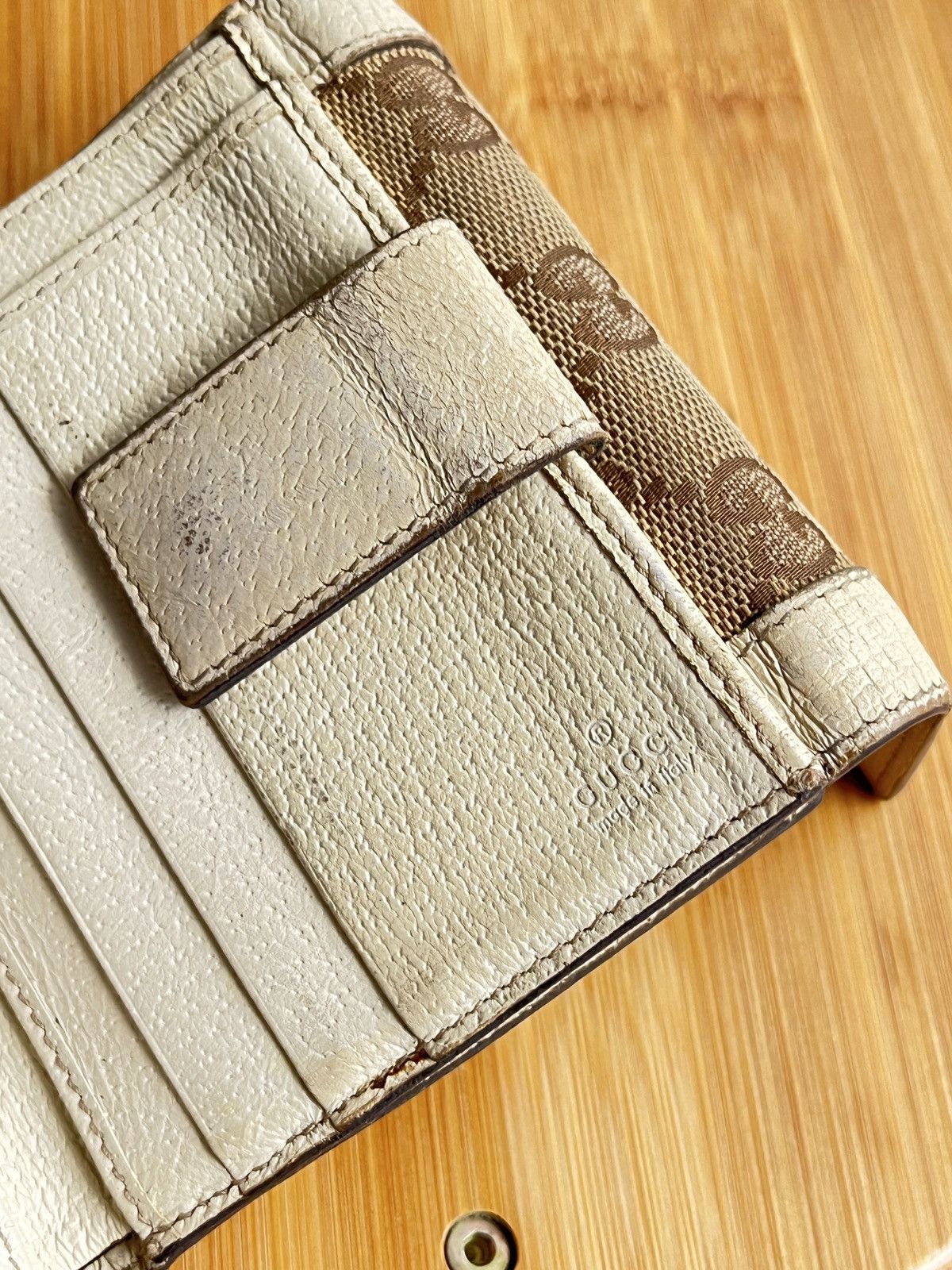 Gucci Gucci Beige/Off White GG Canvas and Leather Compact Wallet Size ONE SIZE - 11 Thumbnail