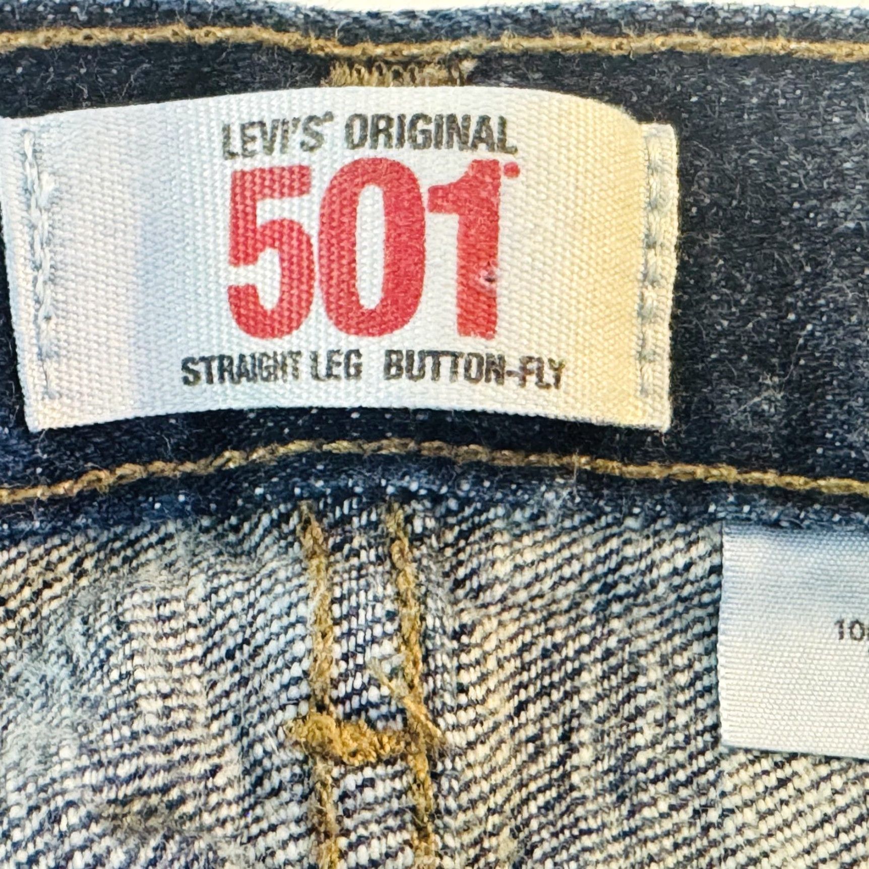 Levi's VINTAGE Levi's 501 Jeans Mens 34x30 Blue Medium Wash Straight Denim 90s Size US 34 / EU 50 - 6 Thumbnail