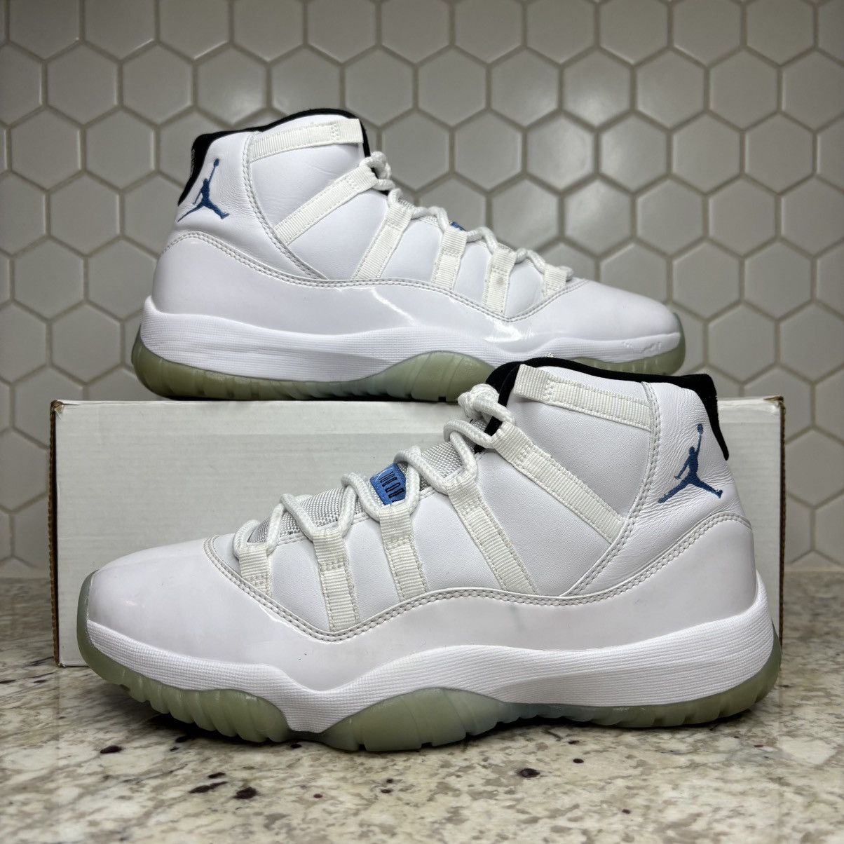 Jordan Brand Size 8.5 - Jordan 11 Legend Blue 2014 Gently Worn No Box Size US 8.5 / EU 41-42 - 1 Thumbnail