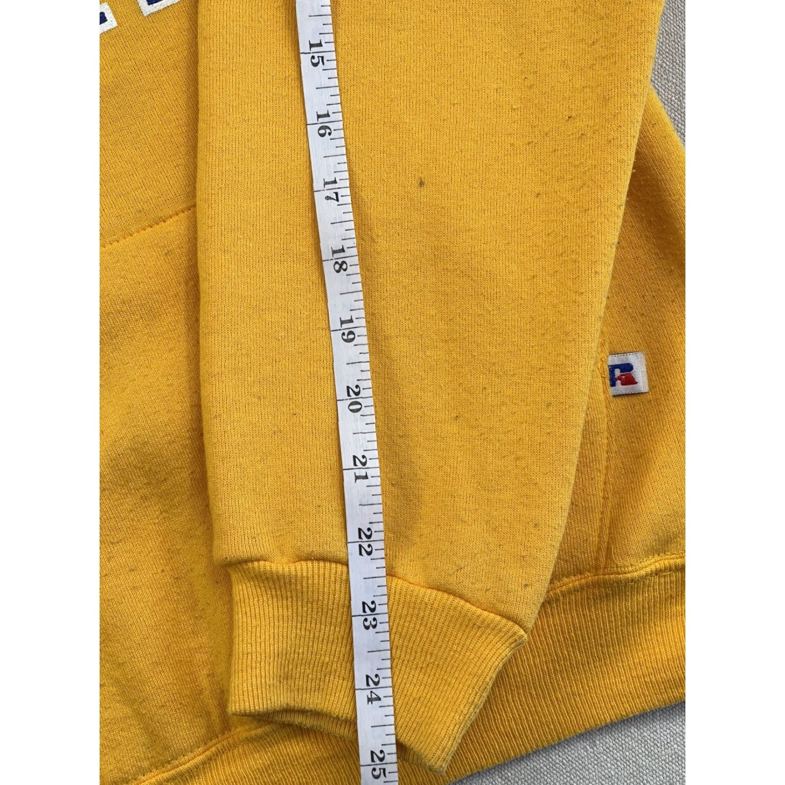 Russell Athletic VINTAGE Russell Athletic Hoodie La Salle University Mens M Yellow 80s Logo Graphic Print Sweatshirt Size US M / EU 48-50 / 2 - 7 Thumbnail