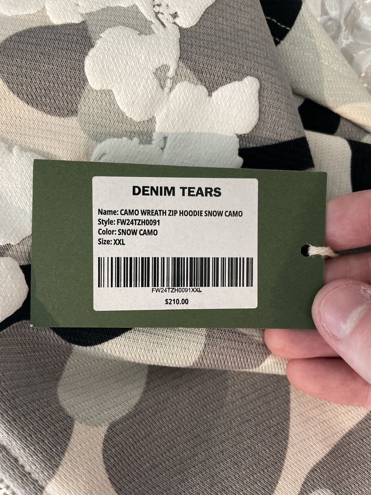 DENIM TEARS Denim Tears Cotton Wreath Zip Hoodie Snow Camo XXL Size US XXL / EU 58 / 5 - 8 Thumbnail