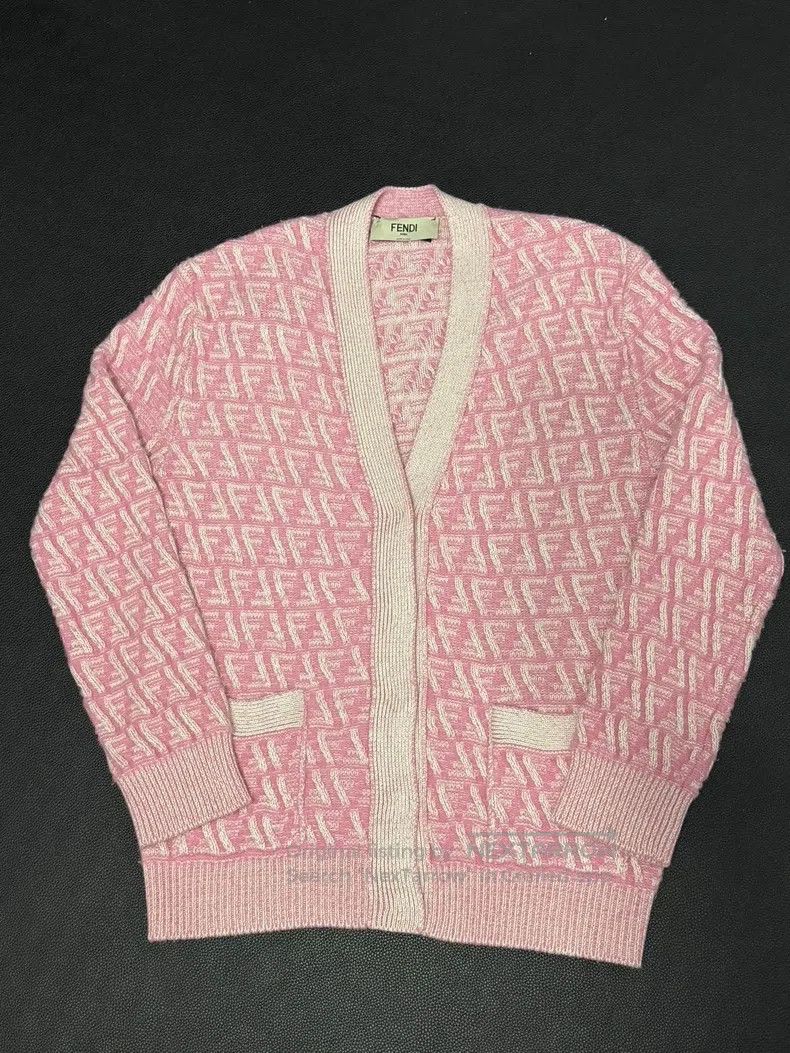 Fendi Fendi Pink Monogrammed Long Sleeve V Neck Drop Shoulder Ca Size XS / US 0-2 / IT 36-38 - 1 Thumbnail