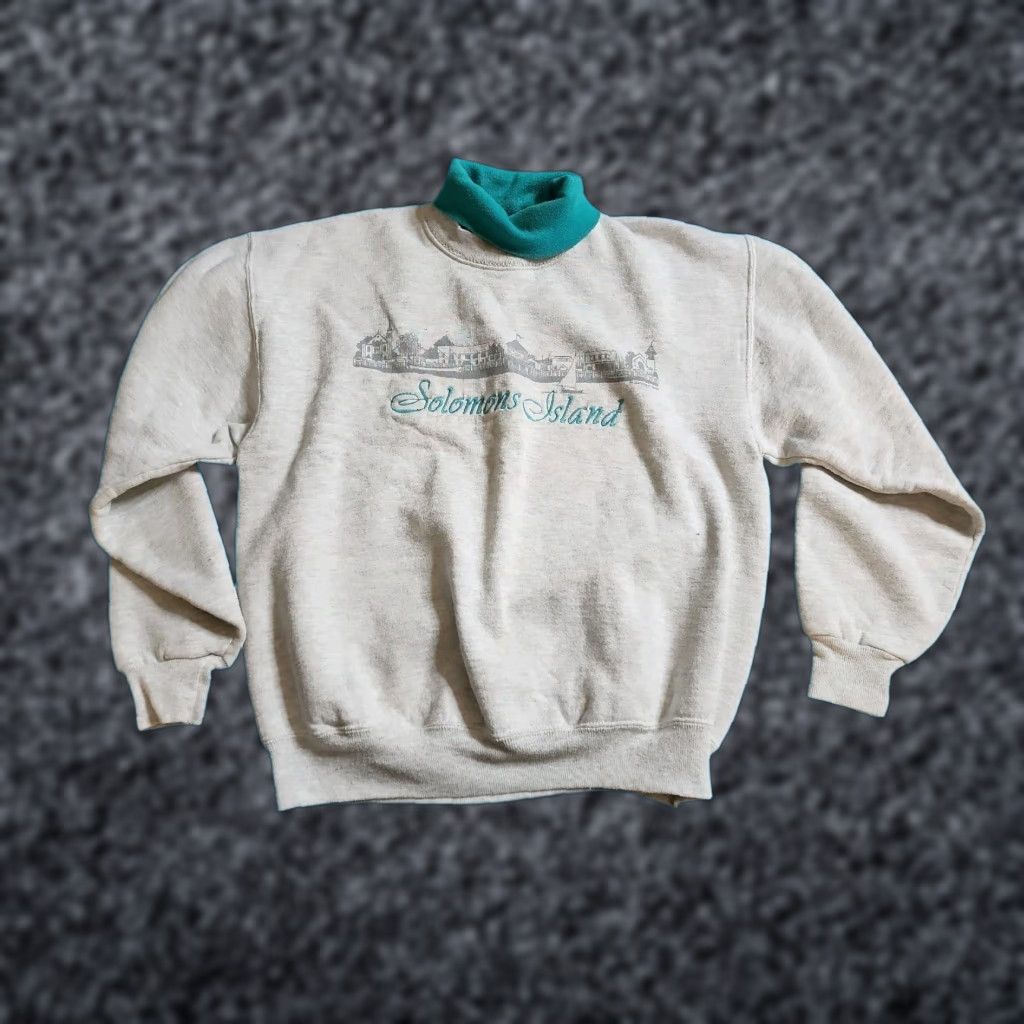 Vintage VINTAGE Gopher Sport Sweatshirt Shirt Unisex Adults M Gray Cotton Blend Embroidered Heart Graphic Print Pullover 90s (if applicable) Mens/Womens Size US M / EU 48-50 / 2 - 1 Thumbnail