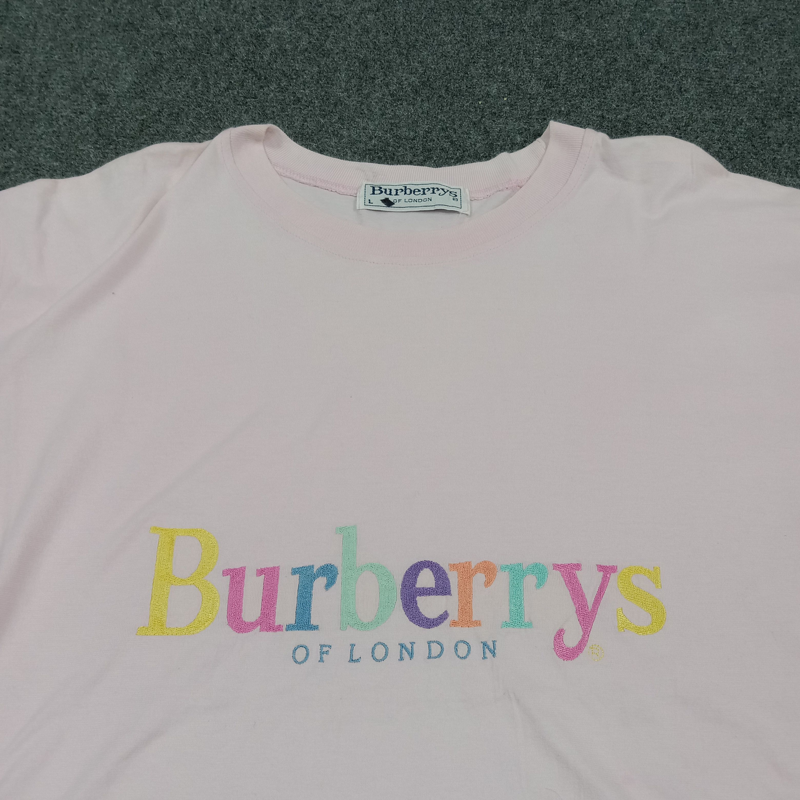 Burberry Burberry of London Multicolor Spell Out Tshirt C285N63 Size US M / EU 48-50 / 2 - 2 Thumbnail