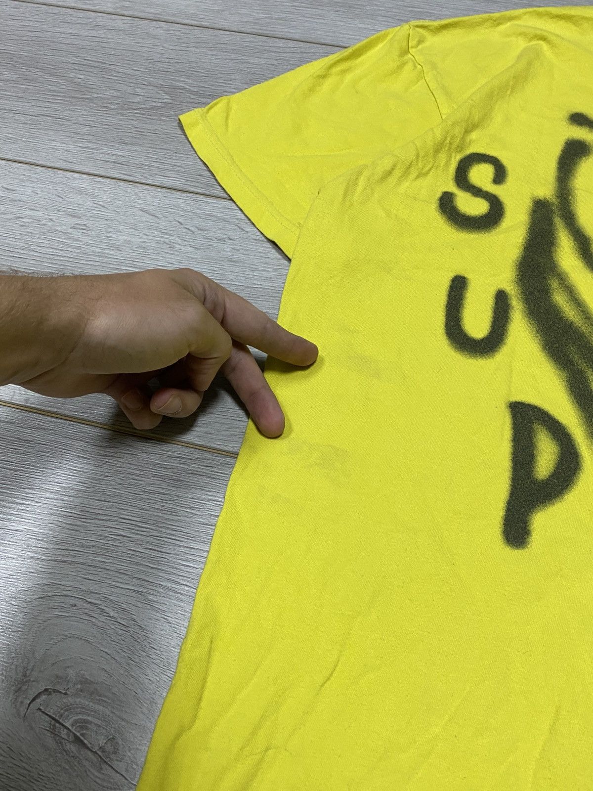 Supreme Yellow Smile Supreme Tee Size US L / EU 52-54 / 3 - 4 Thumbnail