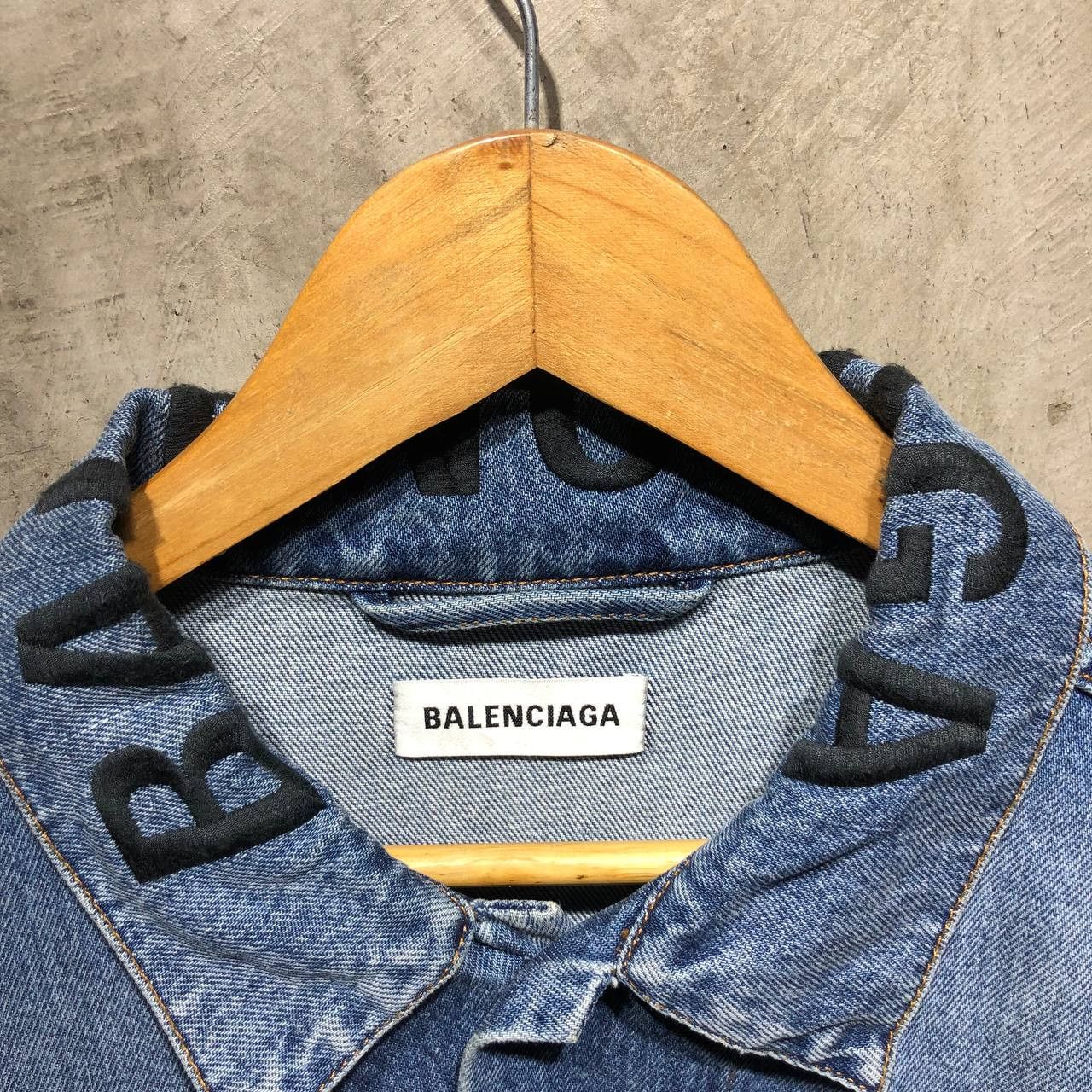 Balenciaga Balenciaga Destroys denim jacket Size US XL / EU 56 / 4 - 4 Thumbnail