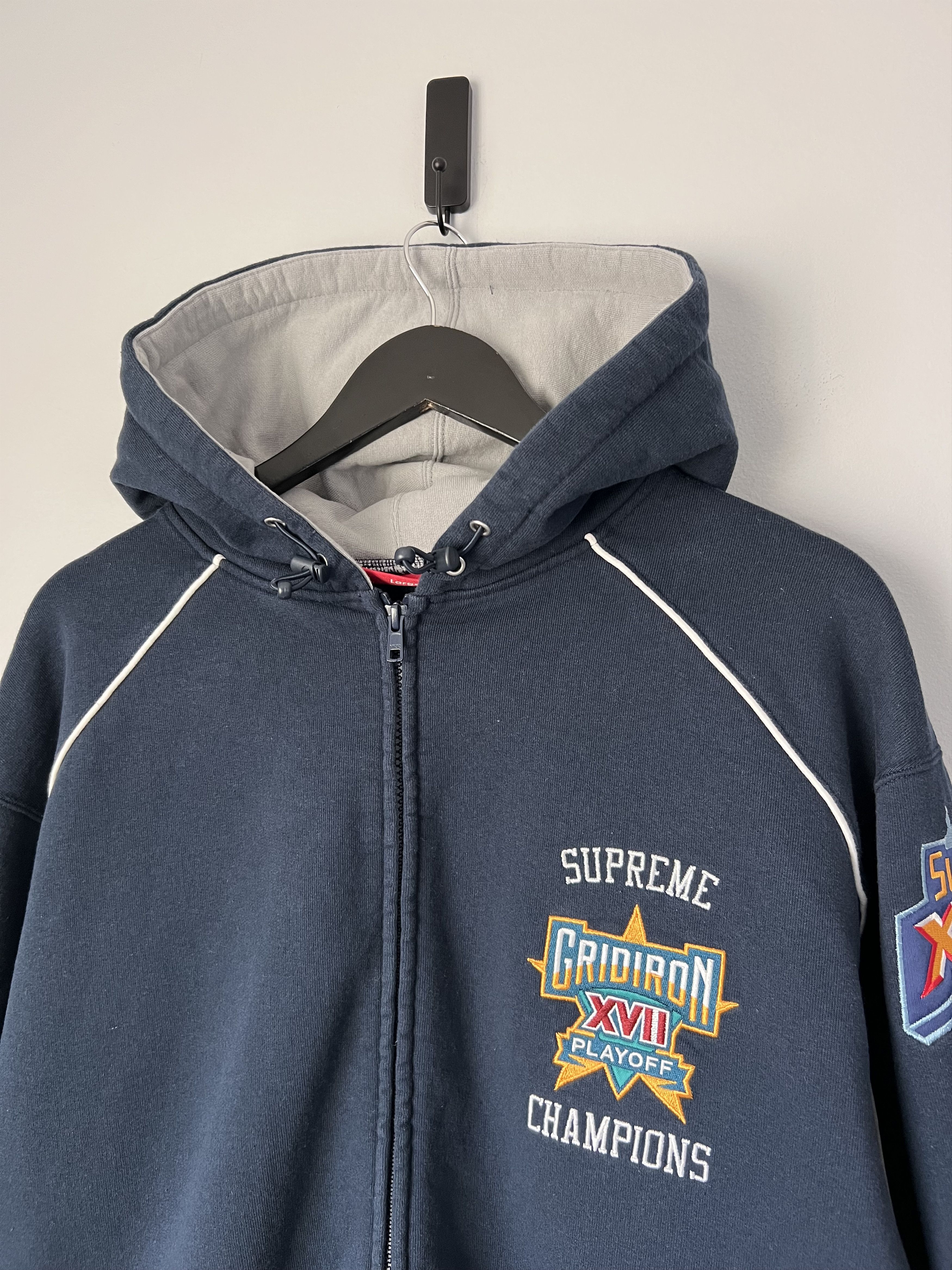 Supreme Supreme Playoffs Zip Up Hooded Sweatshirt in Navy Size US L / EU 52-54 / 3 - 2 Thumbnail