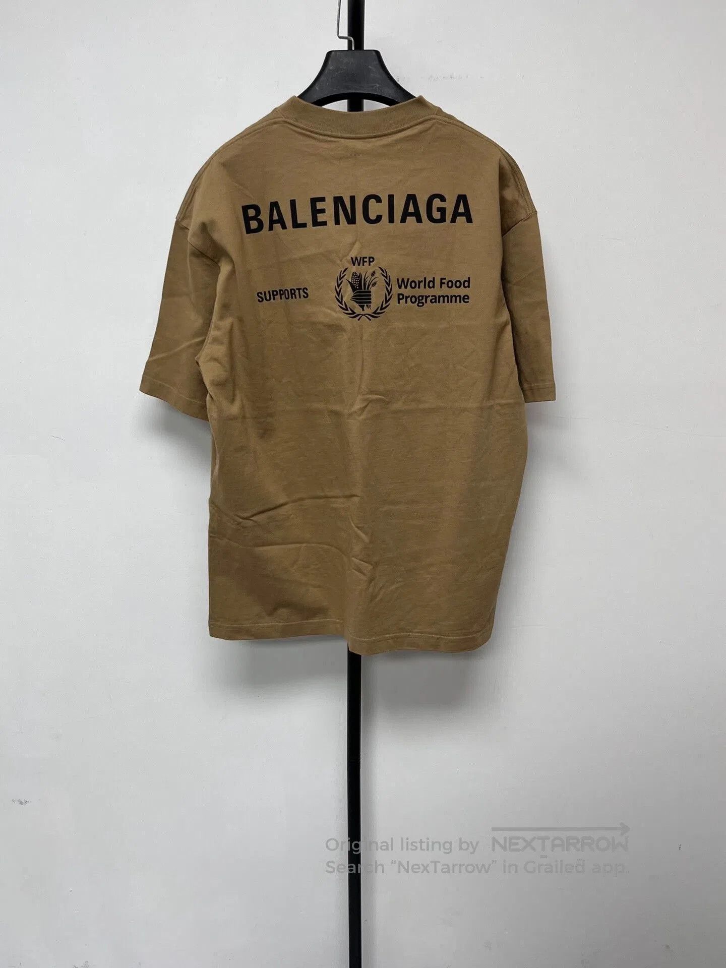 Balenciaga Balenciaga x WFP Logo Round Neck T. Size US S / EU 44-46 / 1 - 2 Thumbnail