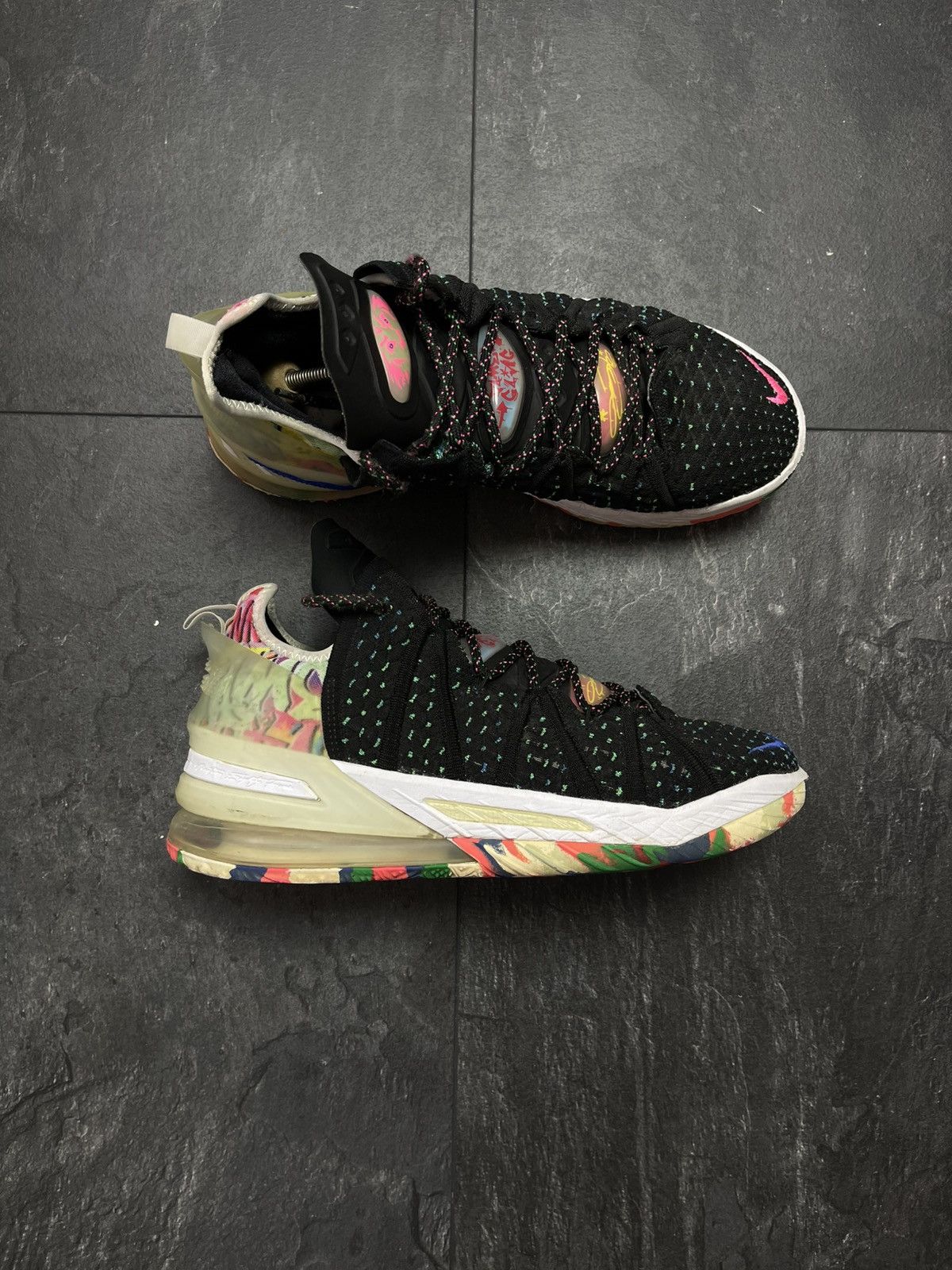 Nike LeBron 18 EP James Gang