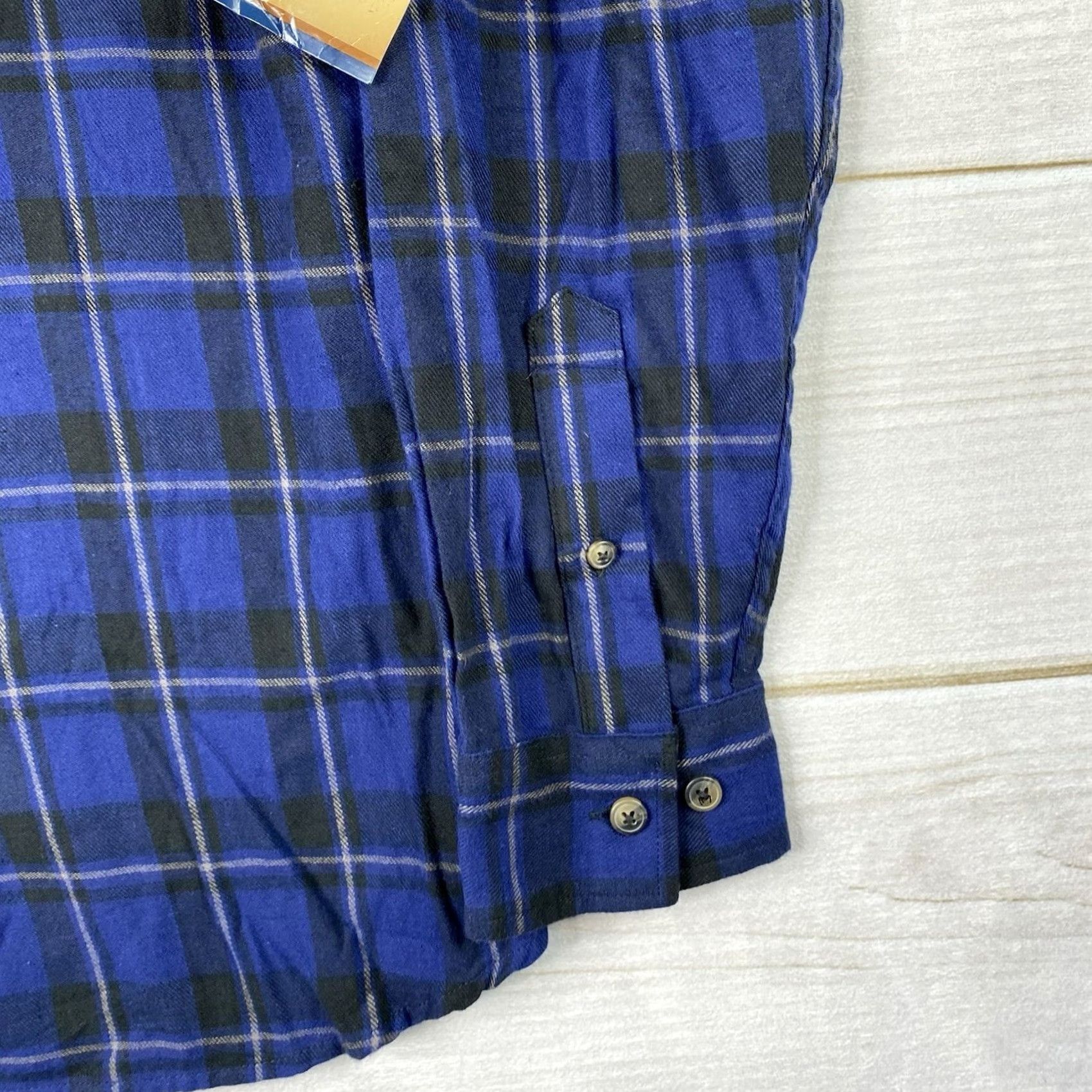The Mountain Blue Mountain Blue Mountain Flannel Shirt Mens M Plaid Button-Up Long Sleeve Casual Workwear Cotton Flannel Shirt Mens M Blue Casual Size US M / EU 48-50 / 2 - 2 Thumbnail