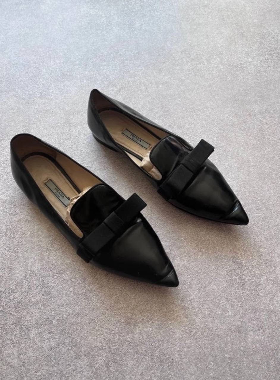 Prada Vintage Prada Low Archival Leather Flats EUR 38.5 Size US 8.5 / IT 38.5 - 2 Thumbnail