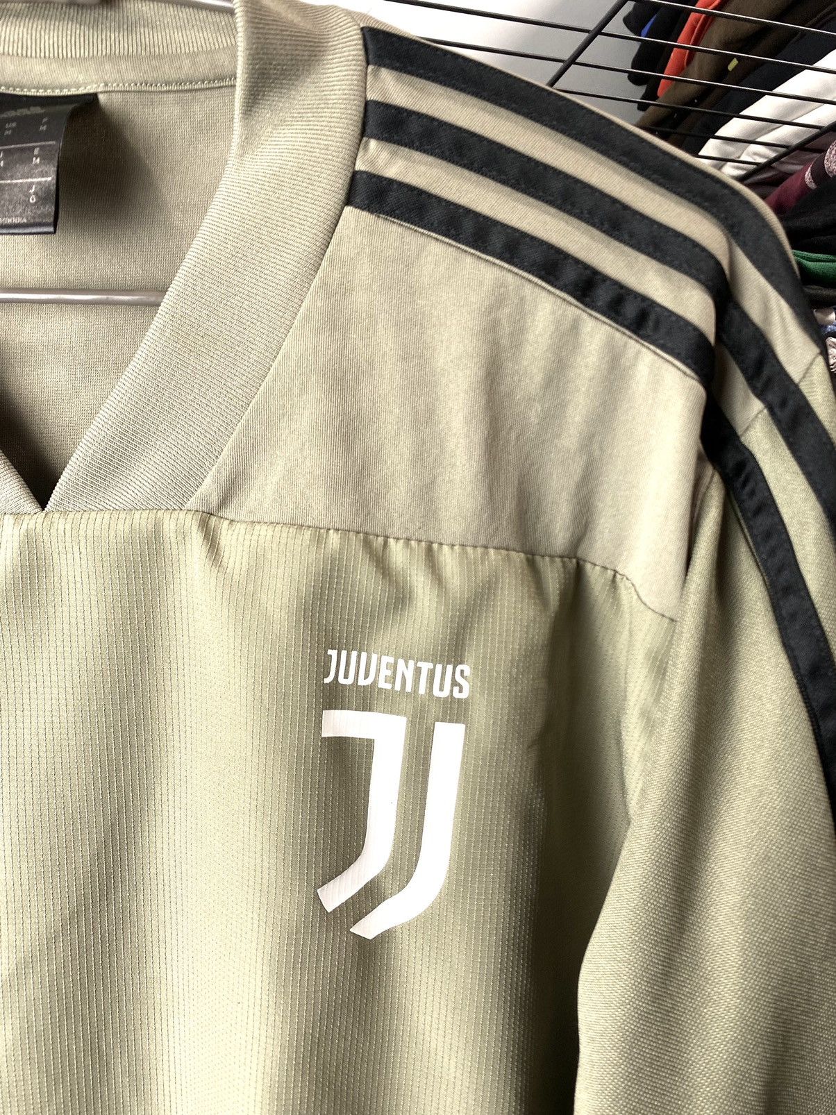 Adidas Adidas Juventus Soccer Jersey Longsleeve Sweatshirt Size US M / EU 48-50 / 2 - 4 Thumbnail