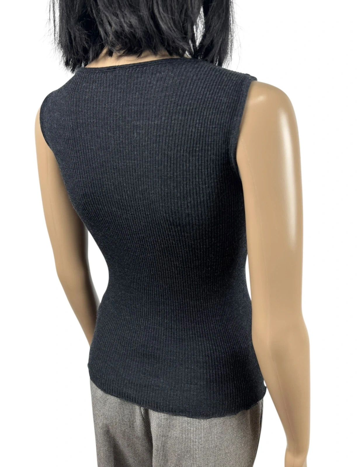 Other Oscalito Seta Wool Tank Top Decorated Flowers size 2 Size S / US 4 / IT 40 - 8 Thumbnail