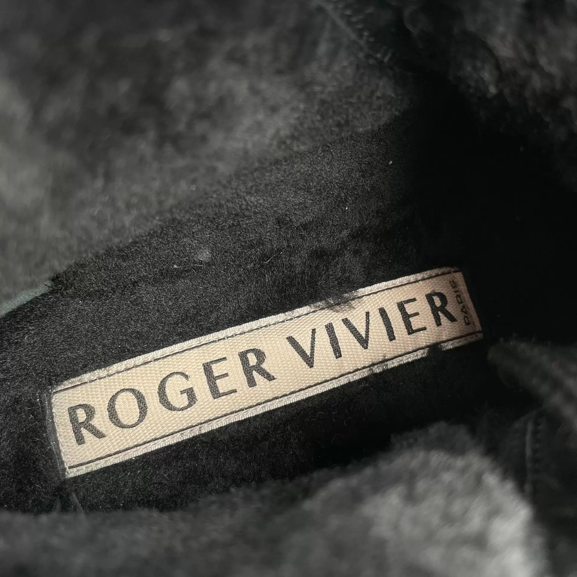 Roger Vivier RV Cowhide Cotton Ankle Boots Black/White Colorblock Size 37 Size US 6.5 / IT 36.5 - 9 Thumbnail