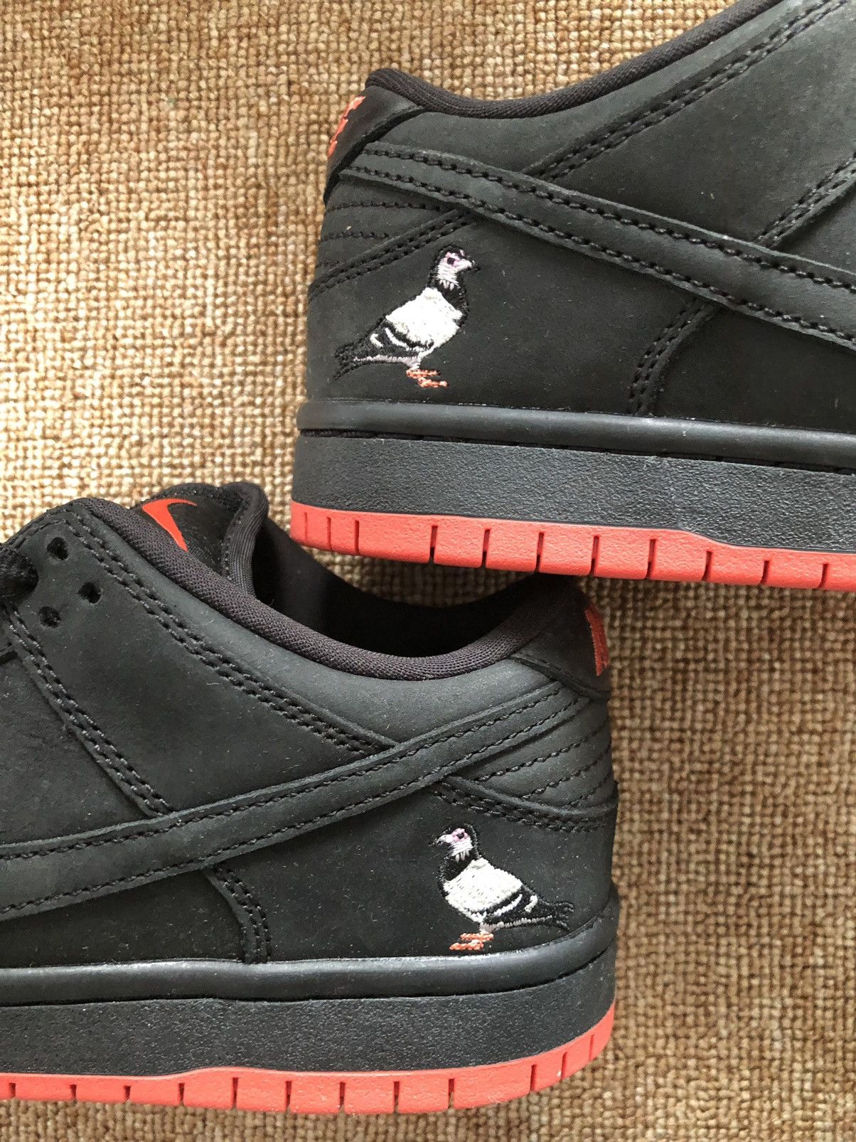 Nike Hulks Denims and Black Pigeons bundling Size US 9 / EU 42 - 24 Thumbnail