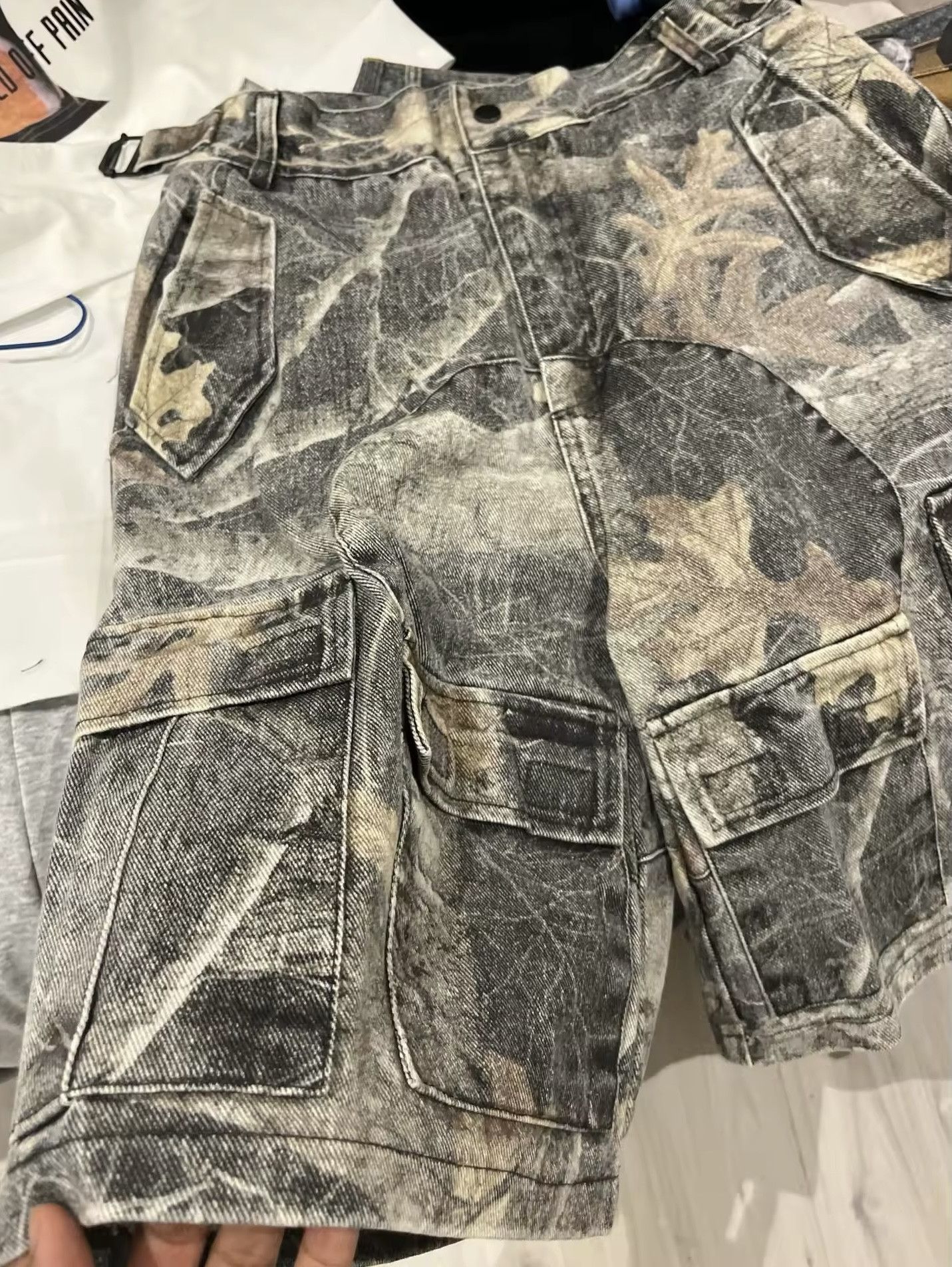 Vintage Outdoor Camouflage Workwear Shorts Size US 29 - 7 Thumbnail