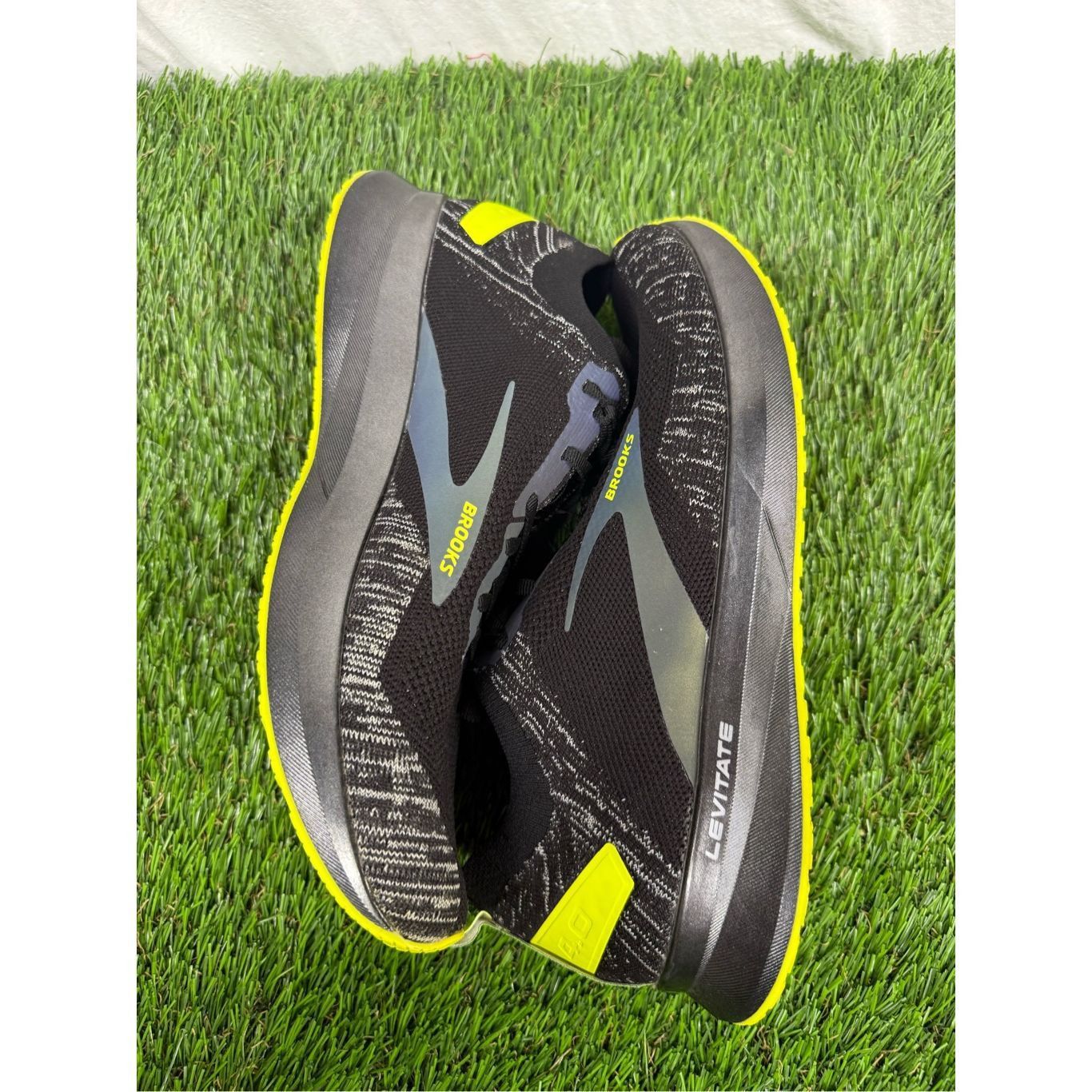 Brooks Size 12 Medium D Brooks Mens Levitate 4 Running Shoe Black~N Size US 12 / EU 45 - 6 Thumbnail