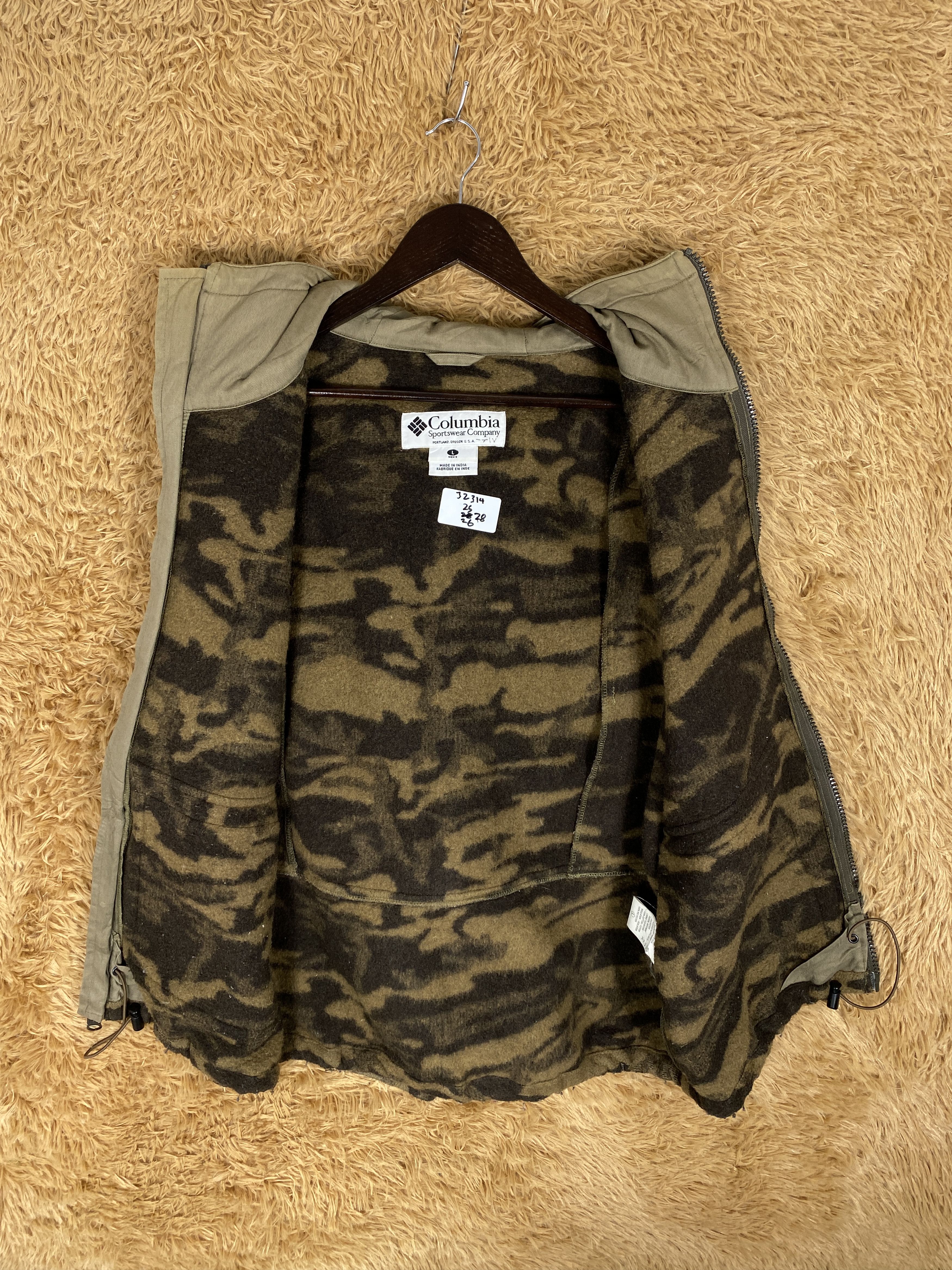 Columbia Vintage Colombia Shrimp Camouflage Sweater Sweatshirt J2314 Size US L / EU 52-54 / 3 - 7 Thumbnail