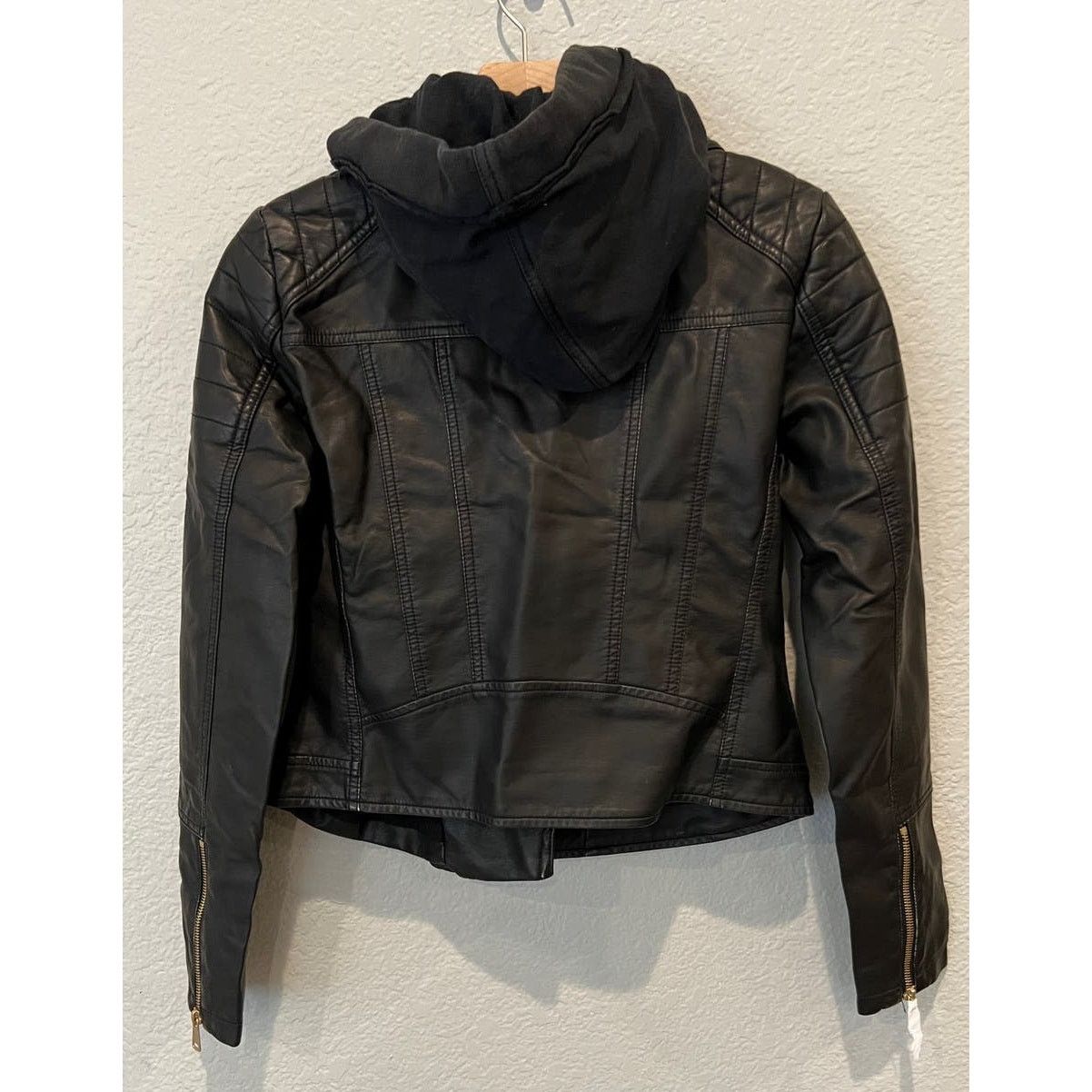 Free People Free People Harriett Hooded Faux Leather Moto Jacket (XS) Size XS / US 0-2 / IT 36-38 - 3 Thumbnail