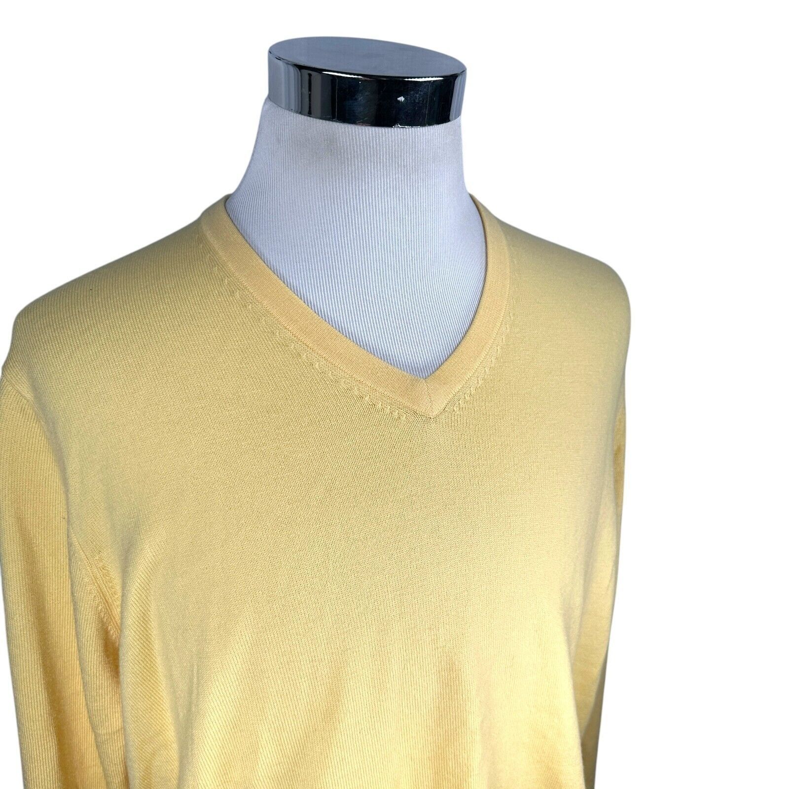 Brooks Brothers Brooks Brothers Sweater Men’s Large Yellow V-Neck Pullover Size US L / EU 52-54 / 3 - 2 Thumbnail
